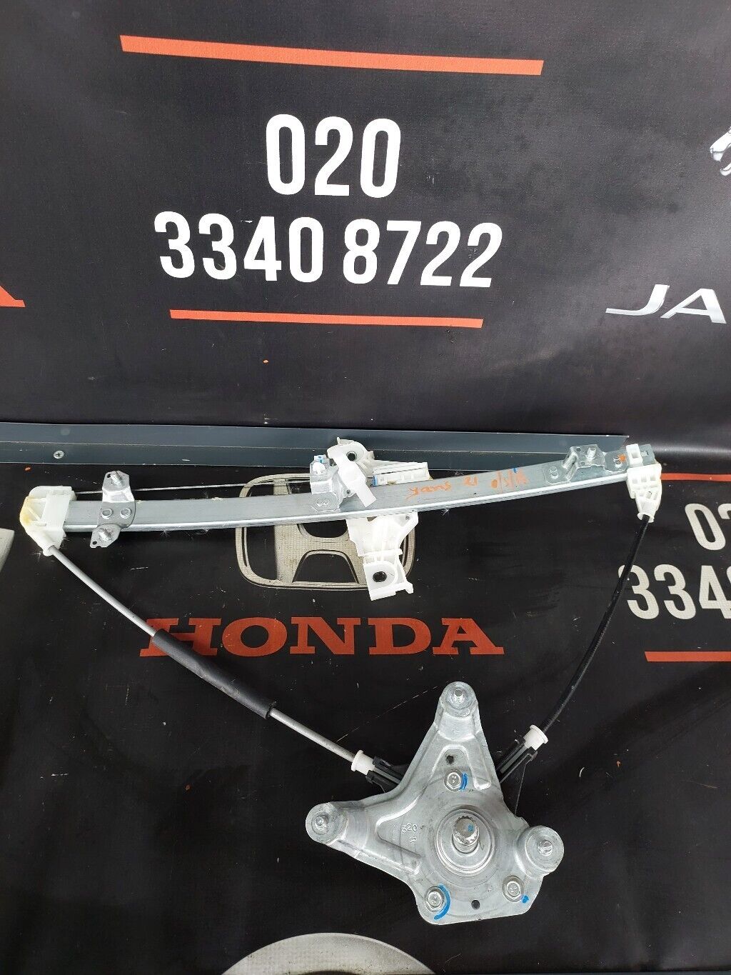 TOYOTA YARIS O/S REAR WINDOW MECHANISM 2021