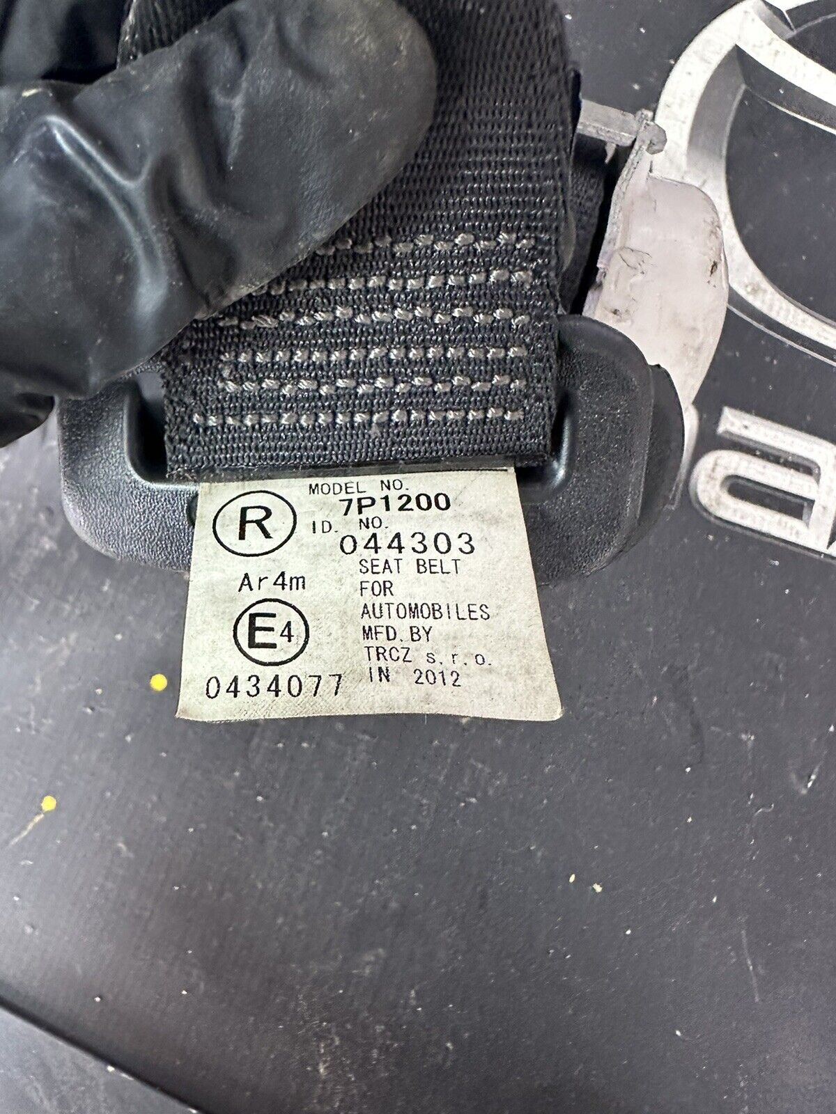 TOYOTA AYGO 2012 REAR SEAT BELTS NS OS ASSEMBLY 2006-2012