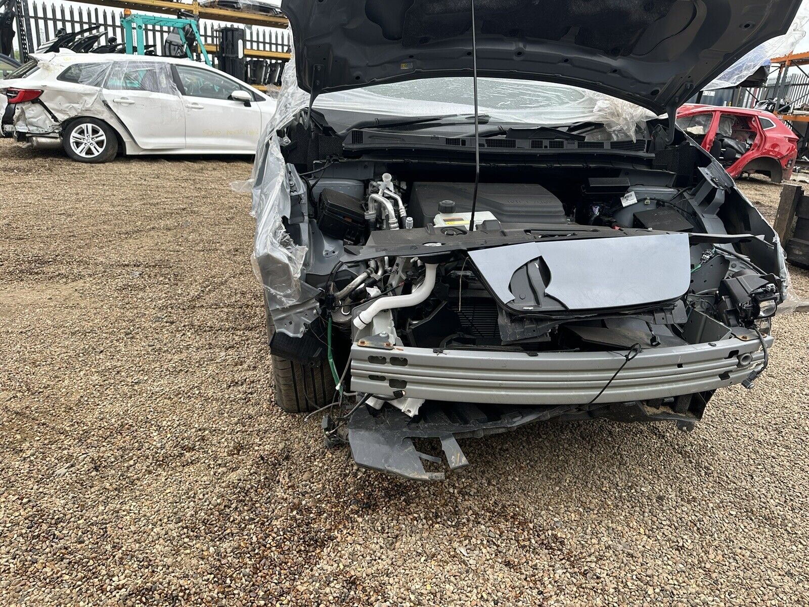 NISSAN LEAF 2.ZERO 2017-2023 BREAKING SPARES PARTS Price Is For WHEEL NUT