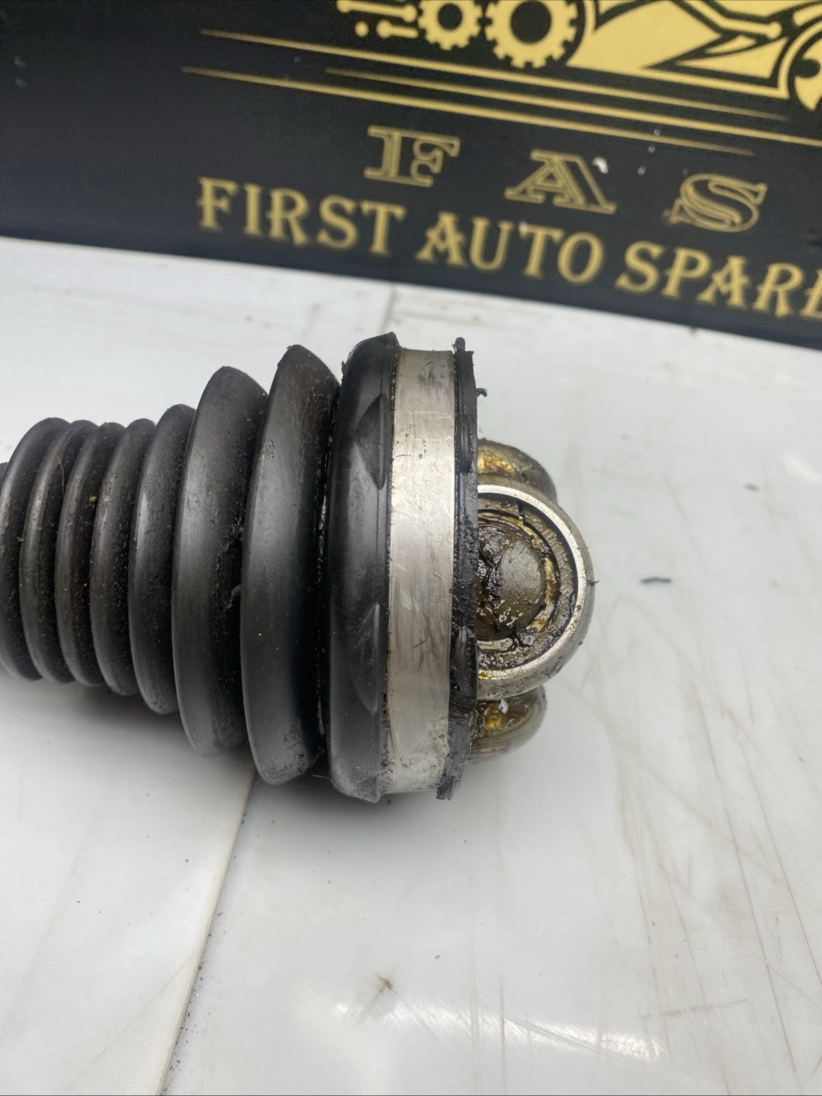 BMW X3 F25 Driveshaft Right Front 7598028