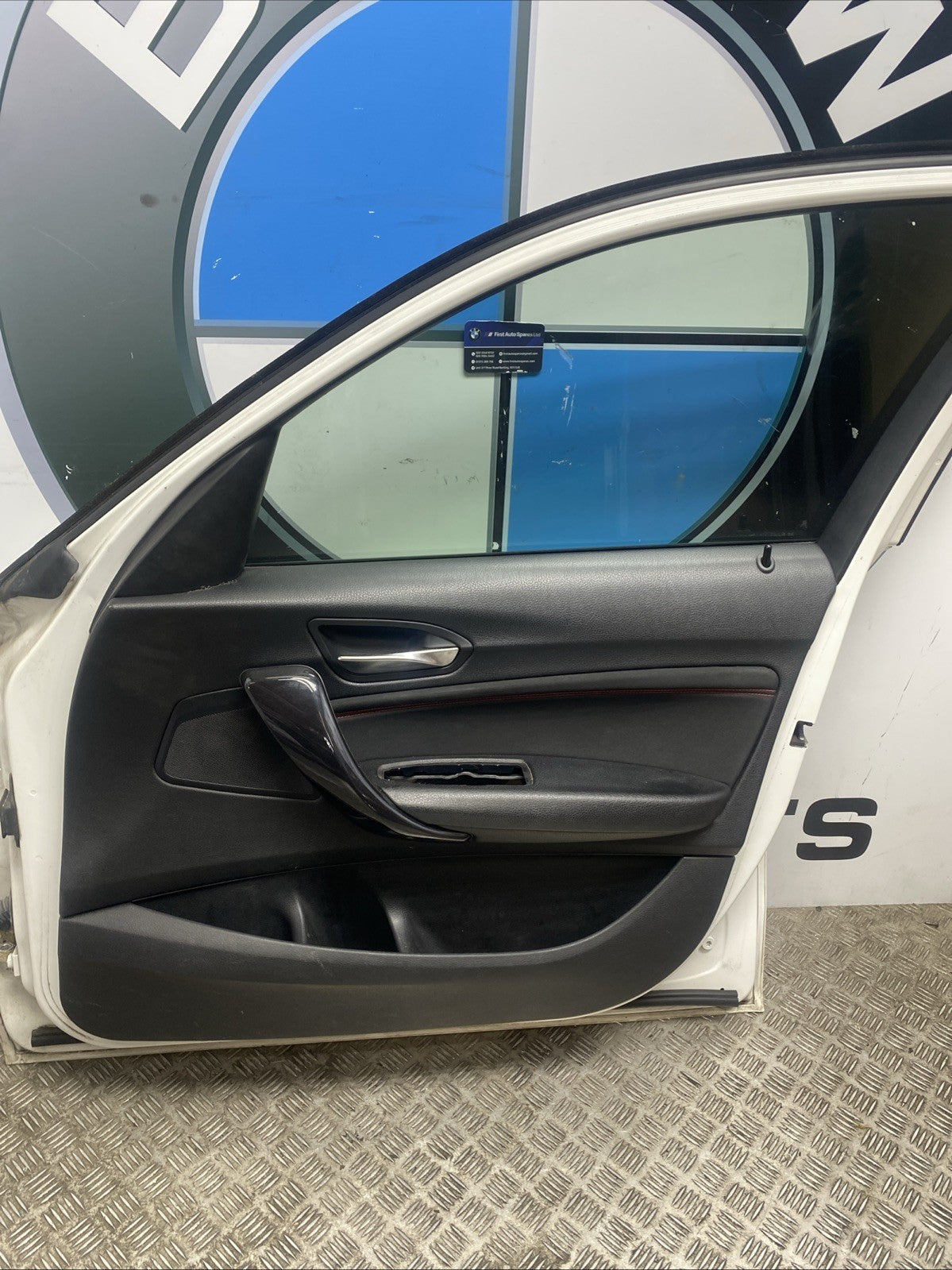 BMW 1 SERIES DOOR FRONT RIGHT DRIVER SIDE F20 2011-2019