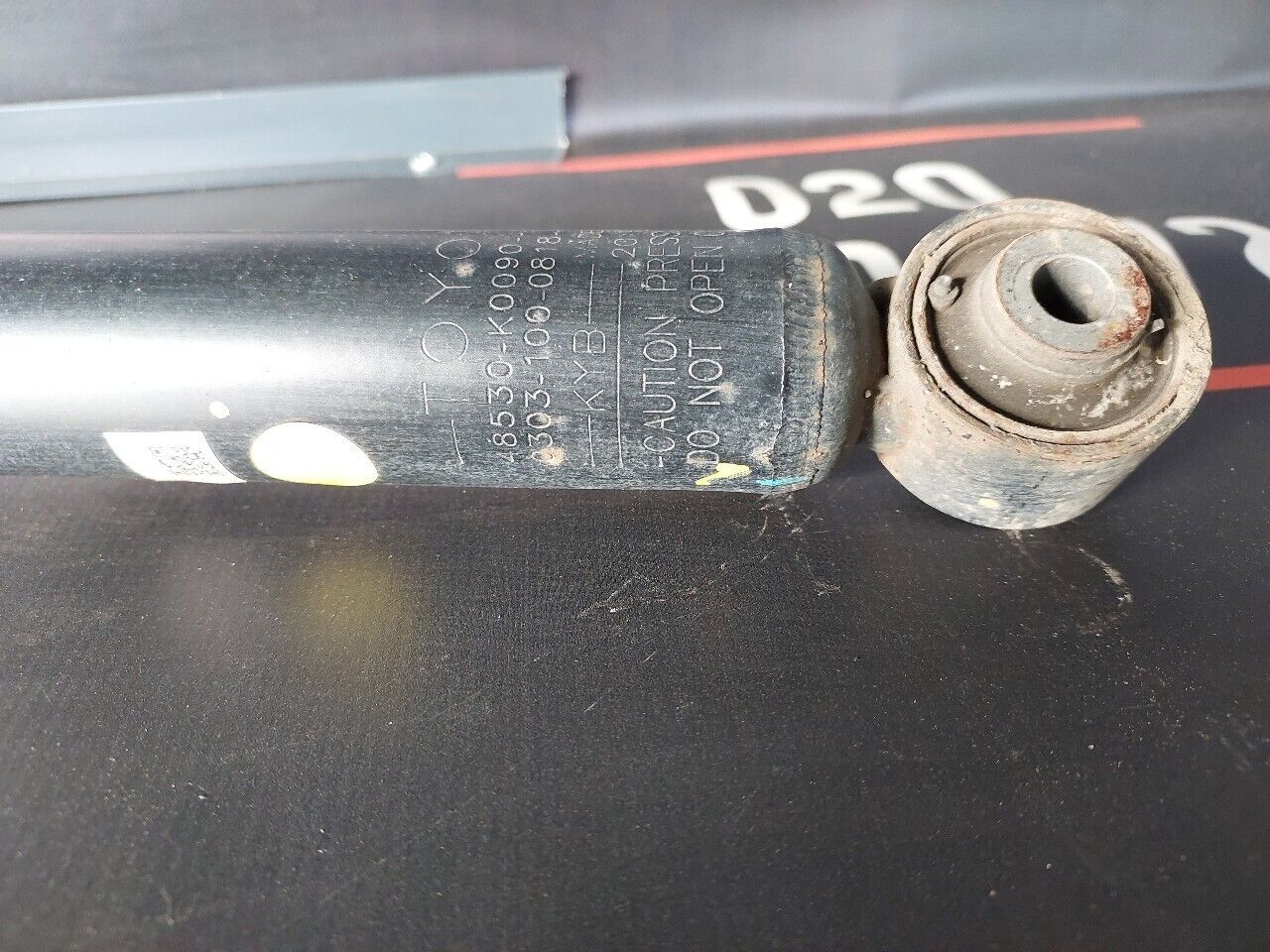 TOYOTA YARIS REAR SHOCK ABSORBER 2021