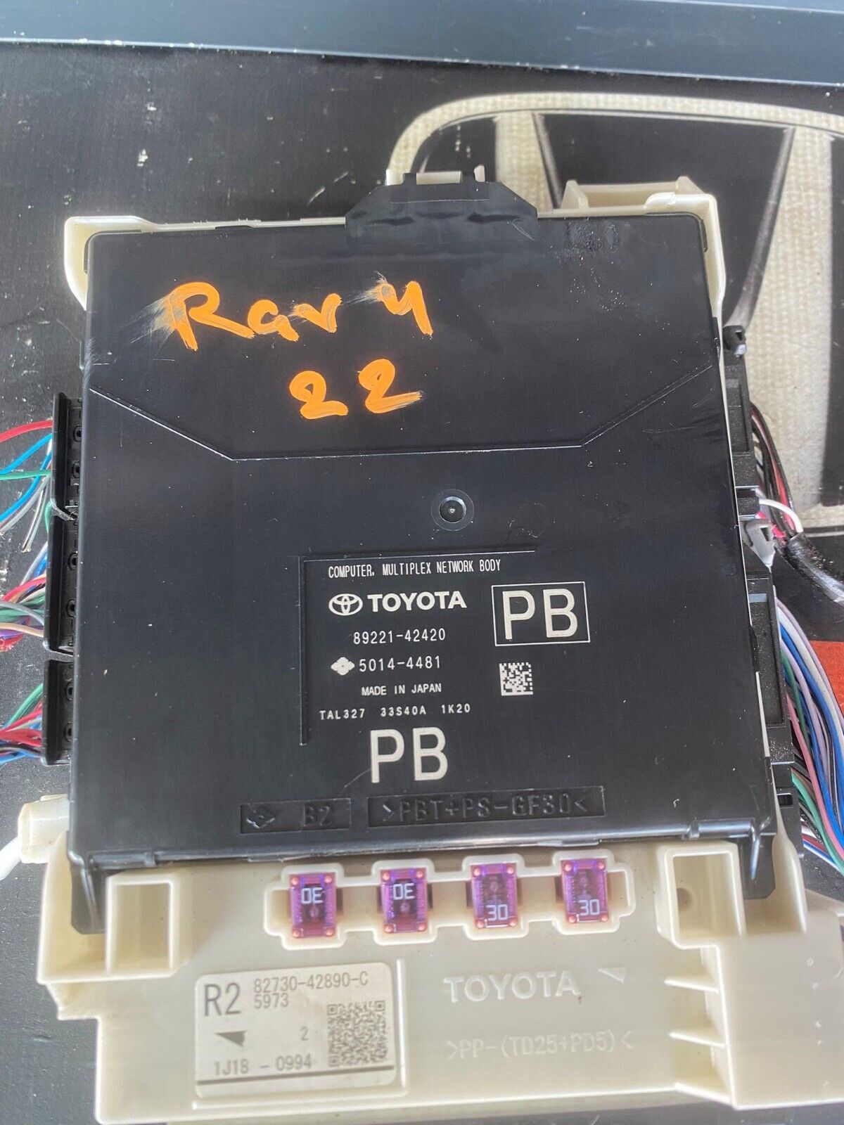 TOYOTA RAV 4 2022 HYBRID BODY CONTROL MODULE ECU 8273042890 8922142420
