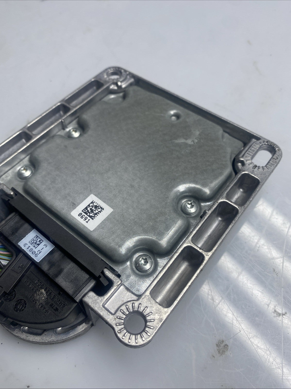 BMW 2 3 4 X3 X4 series F22 F30 F32 F25 F26 ICM V 2.3 DOMAIN CONTROL ECU 6863390