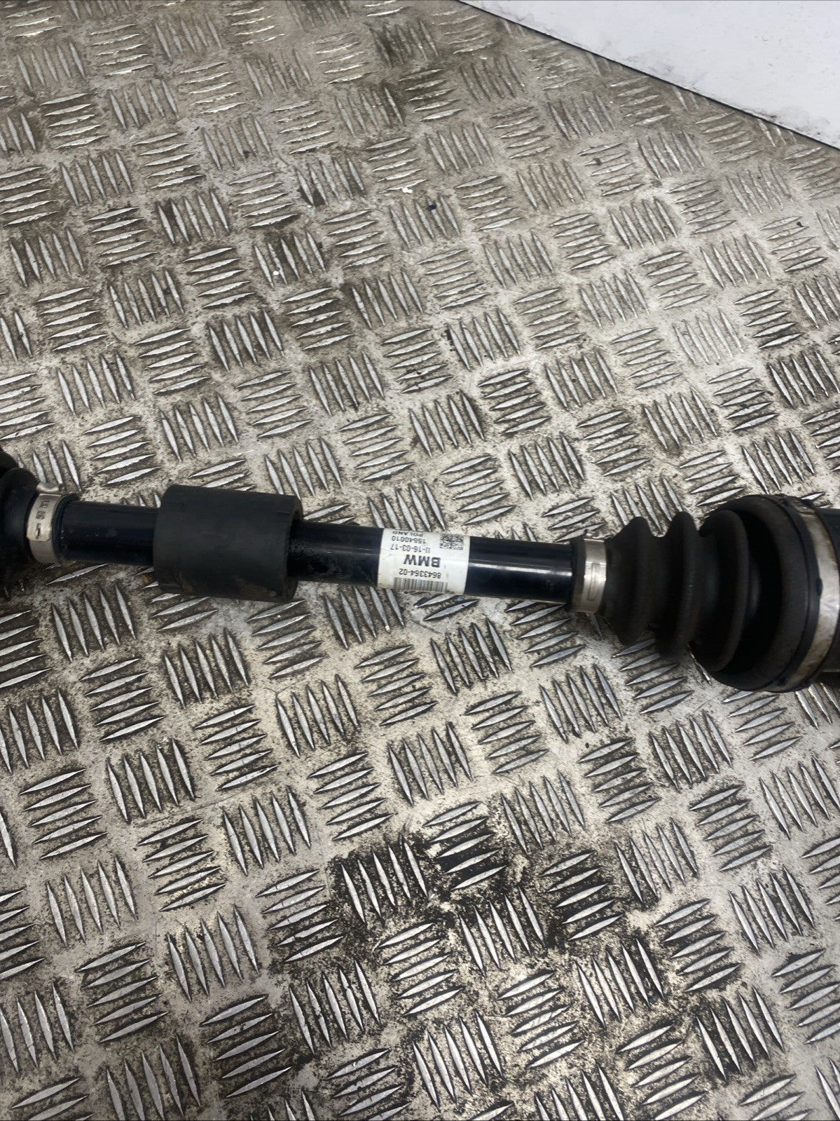 BMW 2 SERIES F45 F46 DRIVESHAFT RIGHT 1.5 PETROL MANUAL 8643364  2015-2023