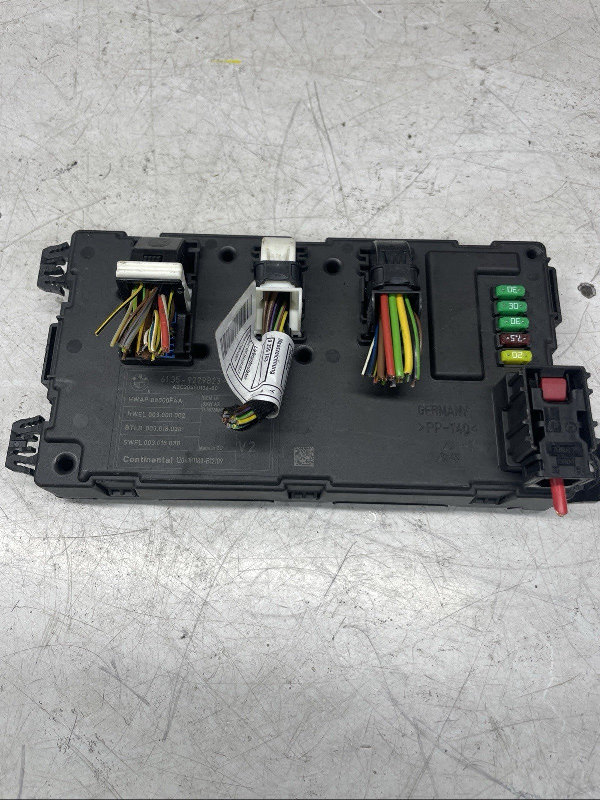 BMW 3 Series F30 REM Rear Electronic Control Fuse Box Module  9279823