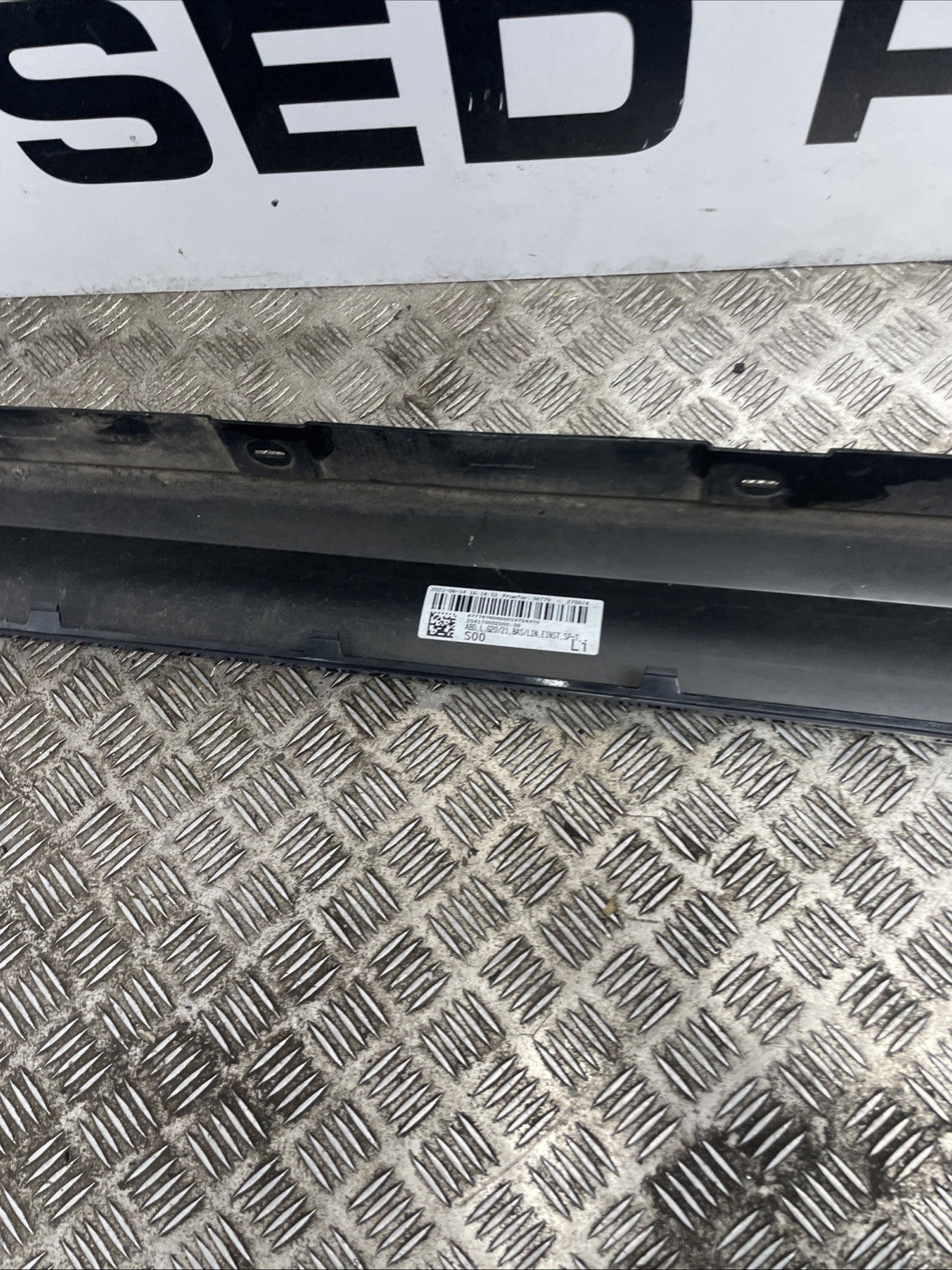 Bmw 5 series side skirt passenger left 2016-2023 m sport 8070341