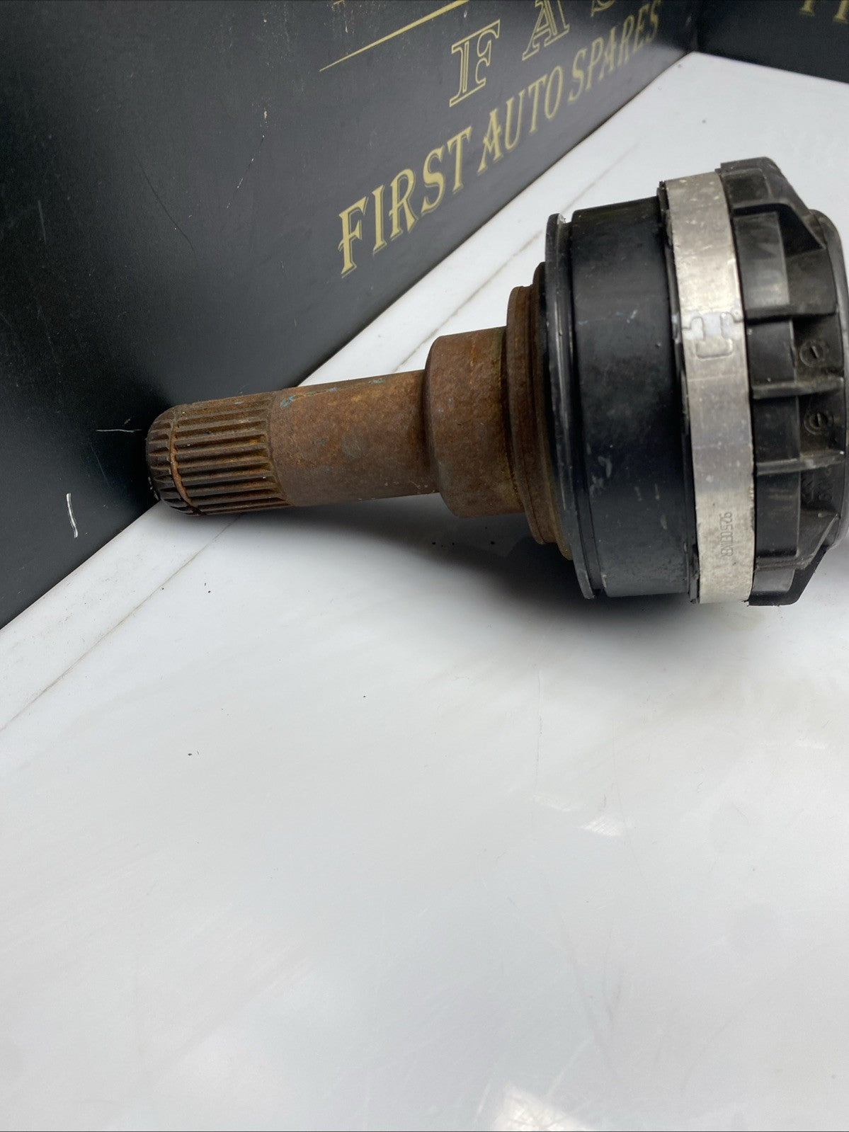BMW 3 G20, G28 2021 Rear Left Driveshaft 8665783