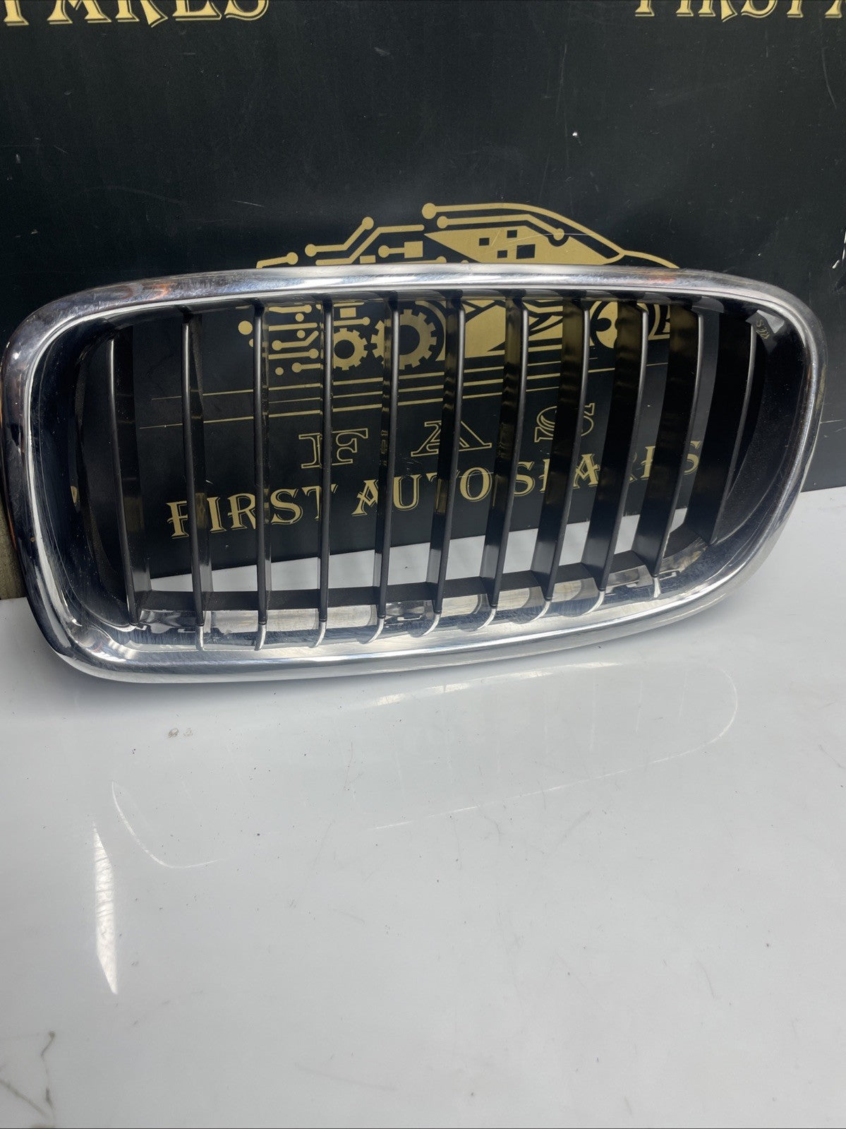 BMW 3 SERIES F30 F31 LH FRONT BUMPER KIDNEY GRILL 7295437 7295443 7295441