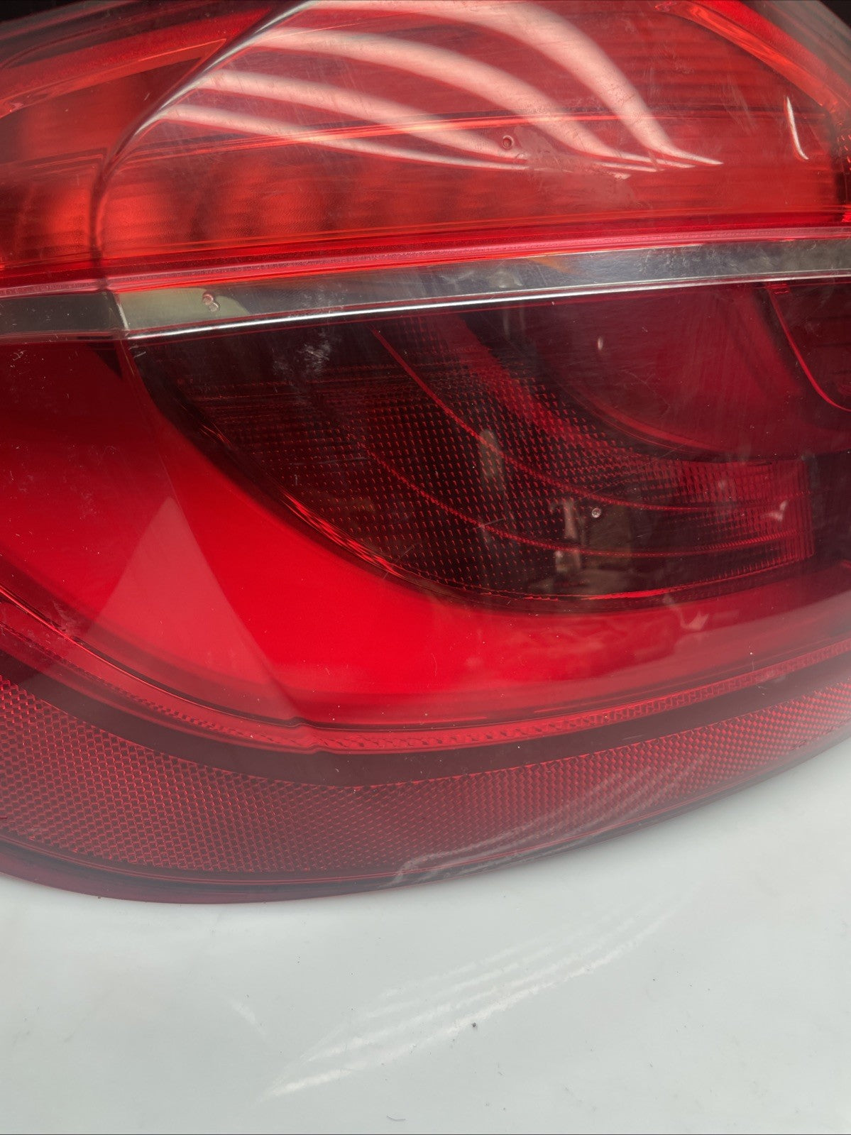 GENUINE BMW X6 F16 REAR LEFT PASSENGER SIDE OUTER LED TAIL LIGHT  7314859 2015-9