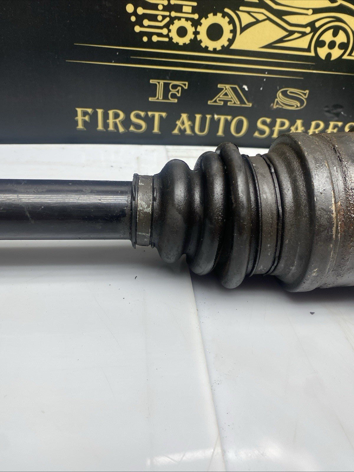 BMW F10 5 SERIES Left Driveshaft 7581027