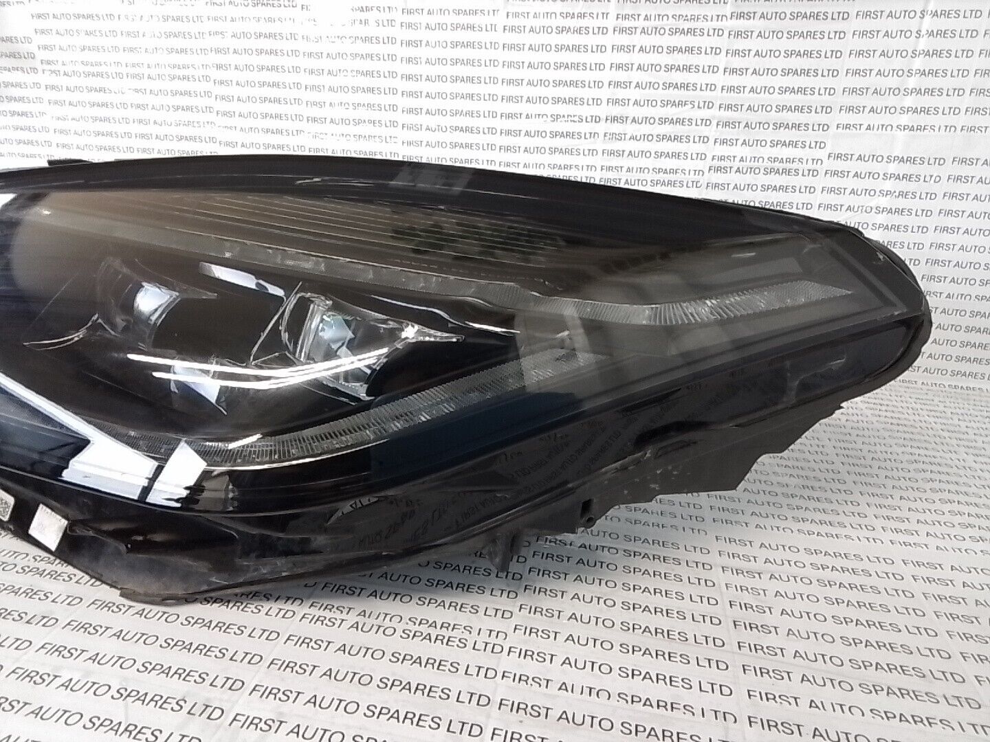 Jaguar E Pace 2020 Mk1 Nsf Passengers Front Left Headlight J9c3-13w030-dd