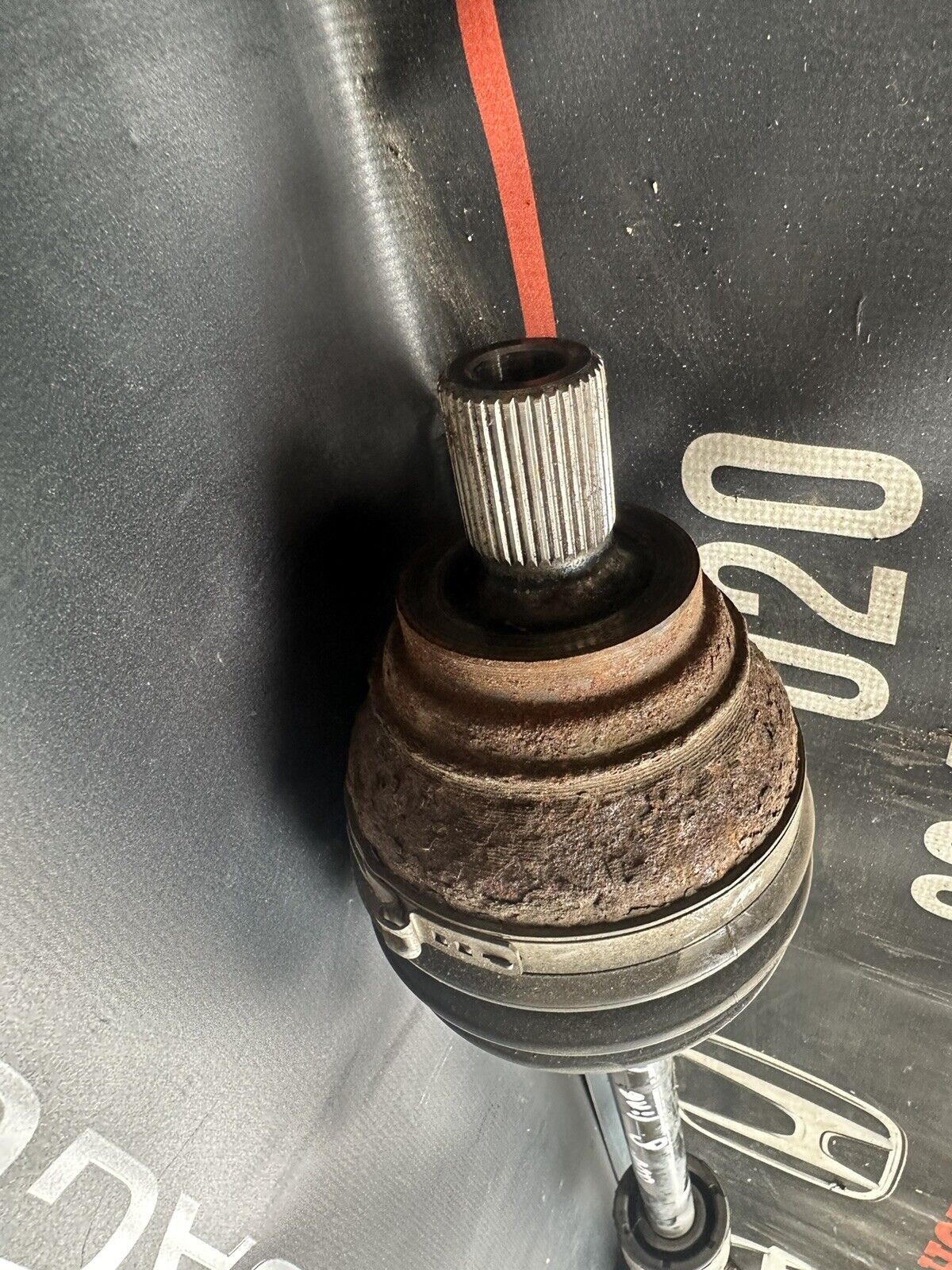 AUDI A3 8V 1.2,1.4 Petrol Right Driveshaft Automatic model 5Q0407272DD