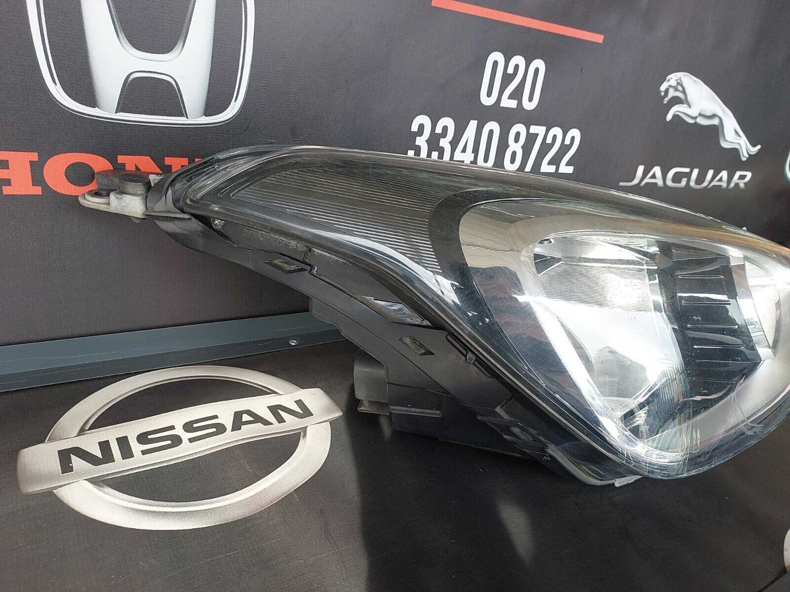 HYUNDAI i10 O/S FRONT HEADLIGHT 2016