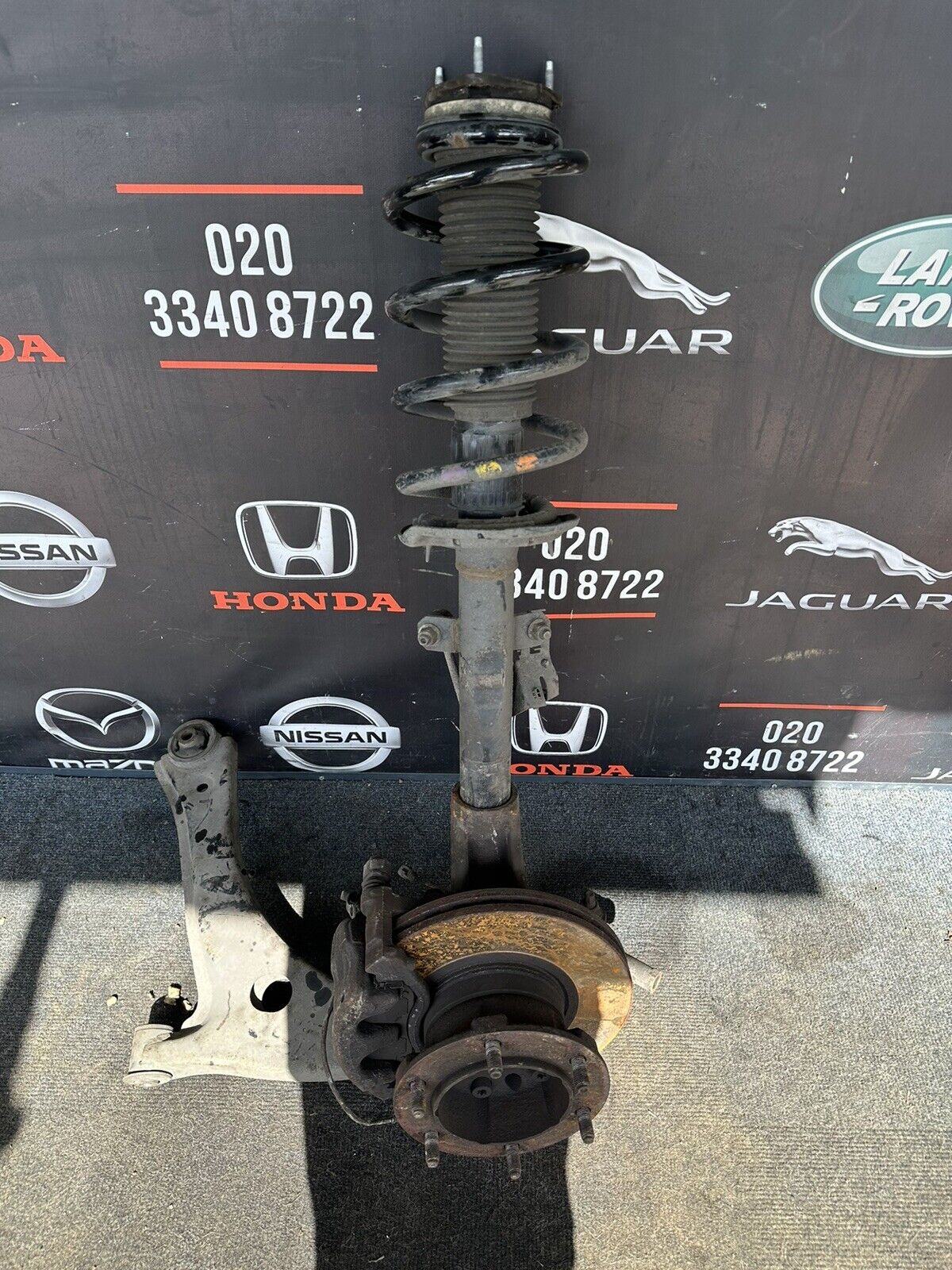 FORD TRANSIT MK8 2.2 DIESEL TRUCK FRONT SUSPENSION LEG LEFT PASSENGER SIDE