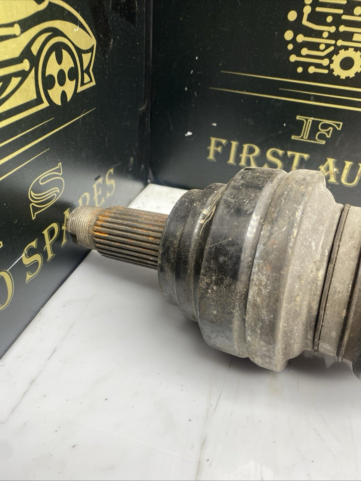 BMW 5 SERIES F10 F11 DRIVESHAFT REAR RIGHT DRIVER SIDE 3.0 DIESEL 7581018 2014