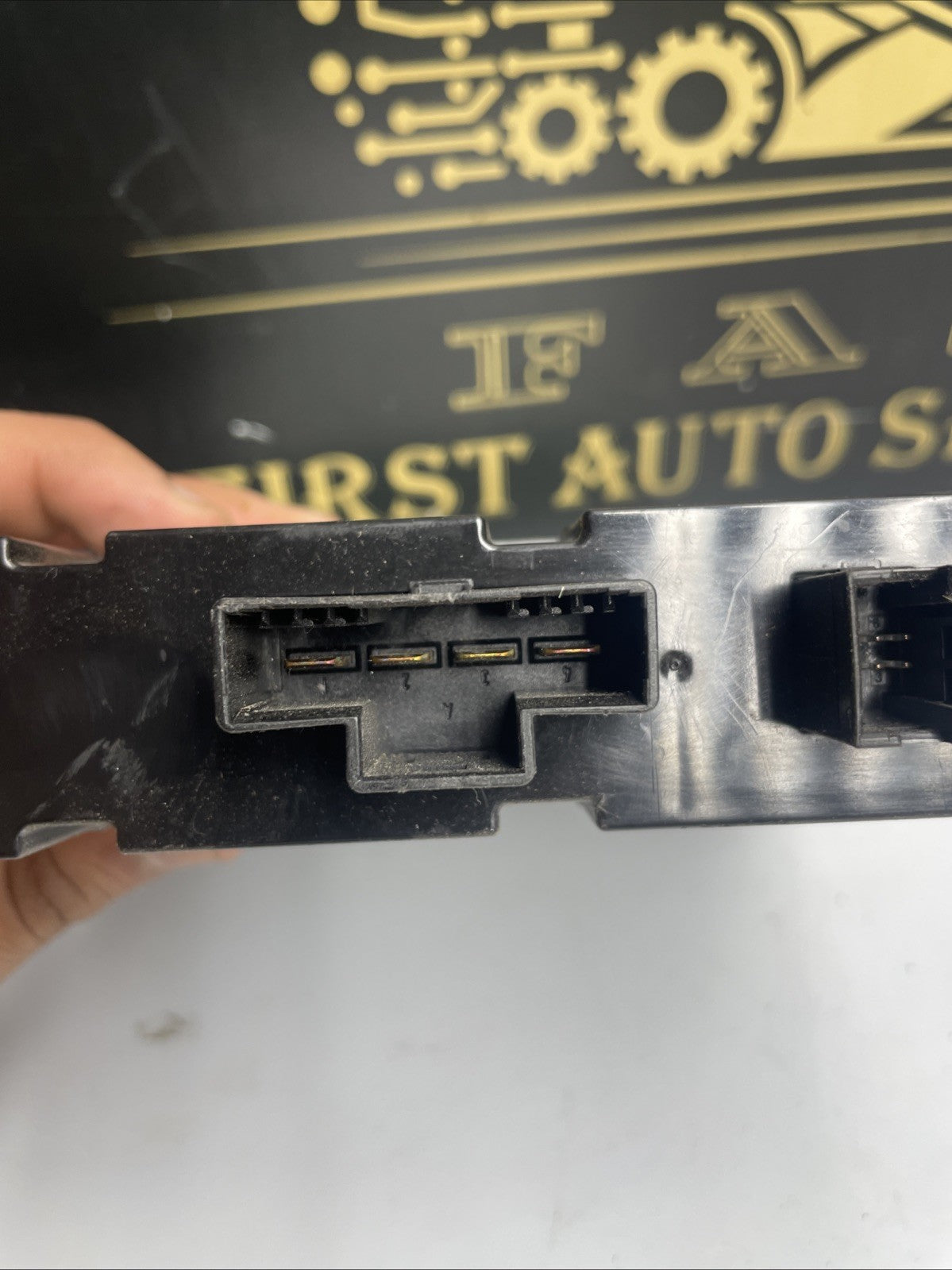 BMW 5 SERIES VOLTAGE CONVERTER MODULE ECU 9247159 GT F07 2010 - 2016