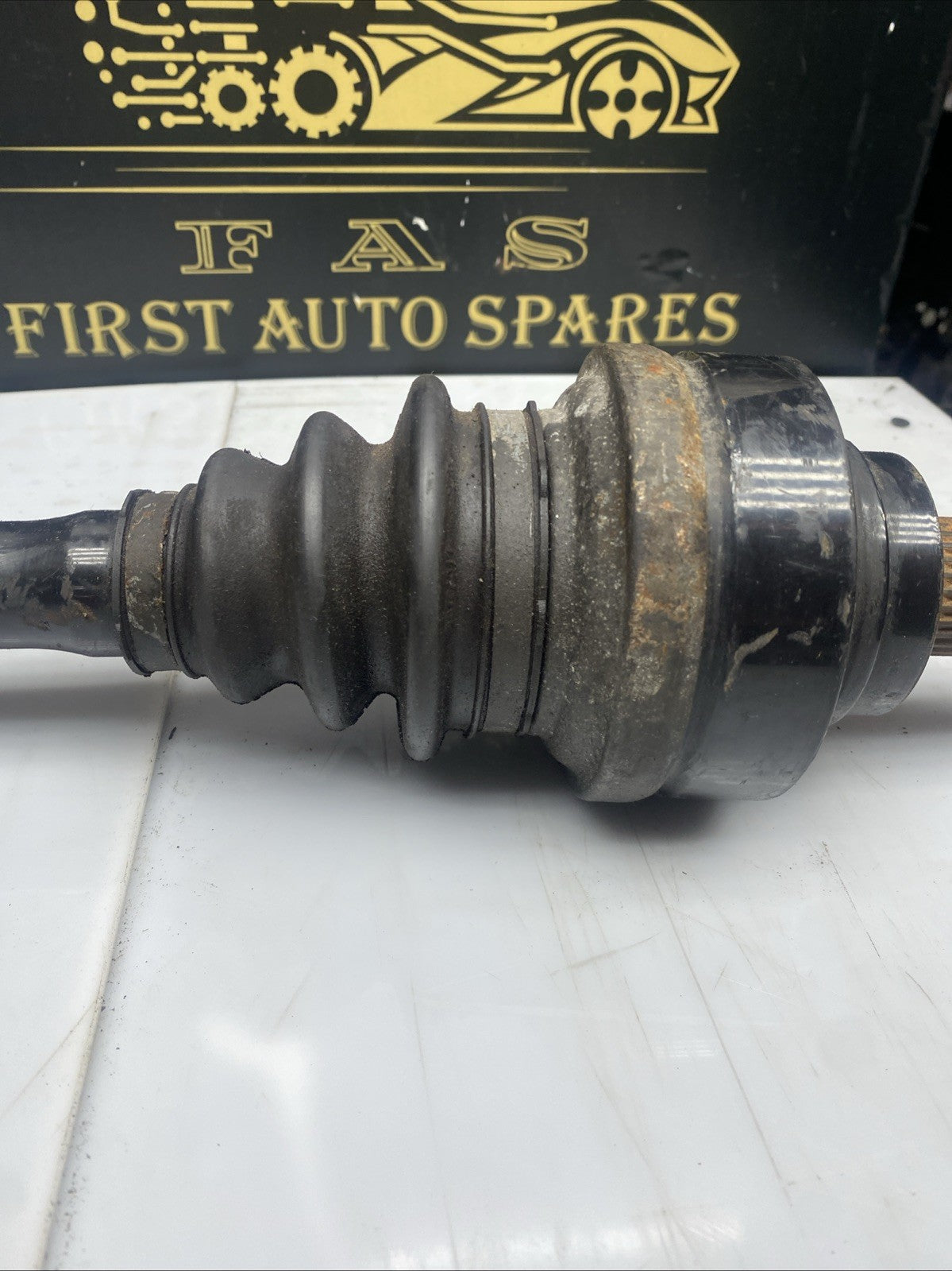 BMW 3 series F30 F31 Right Rear Driveshaft 7597690