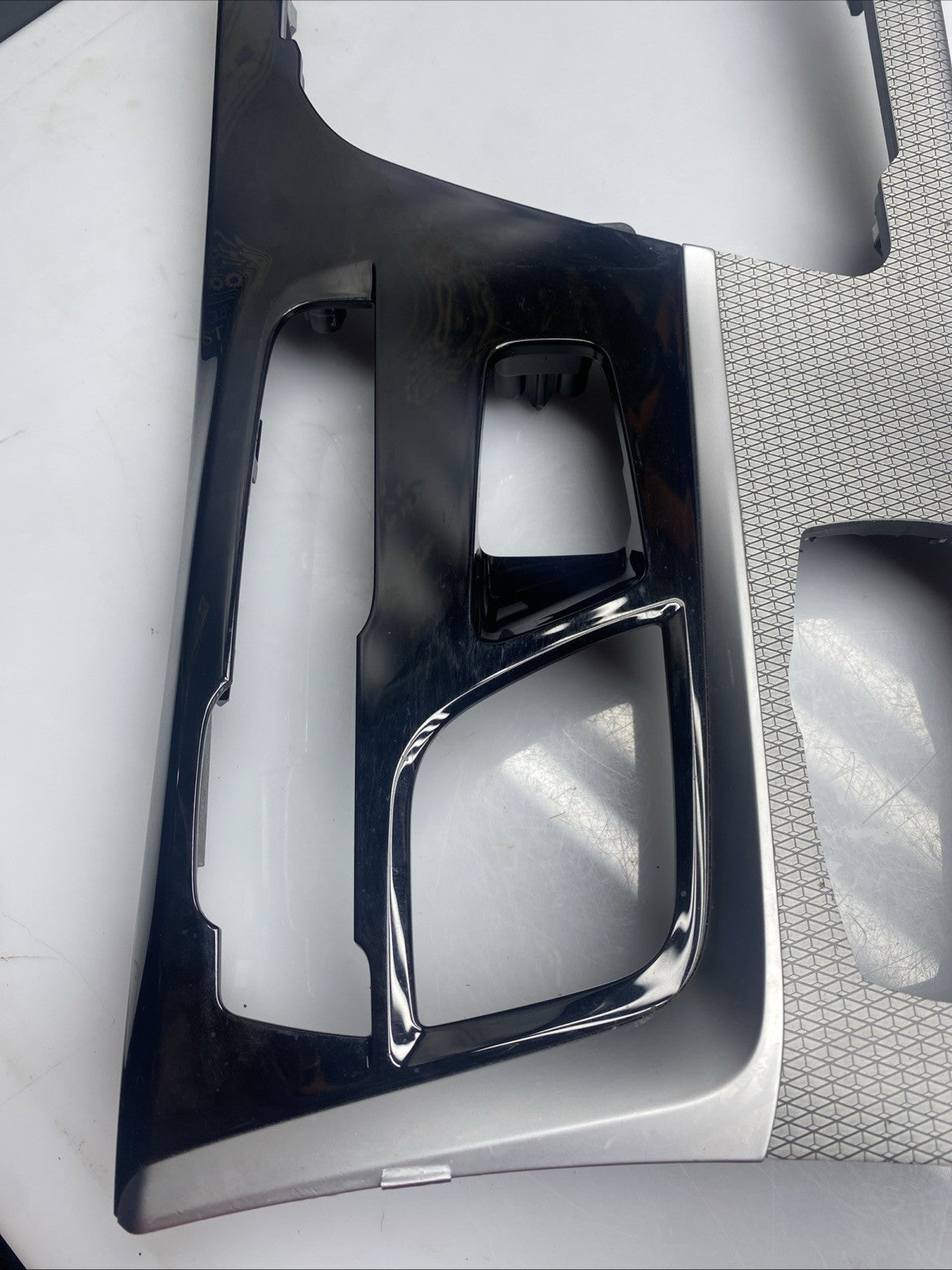 BMW 5 G30 Center Console Trim 9882265 3.0 Petrol / electricity 210kw 36835787
