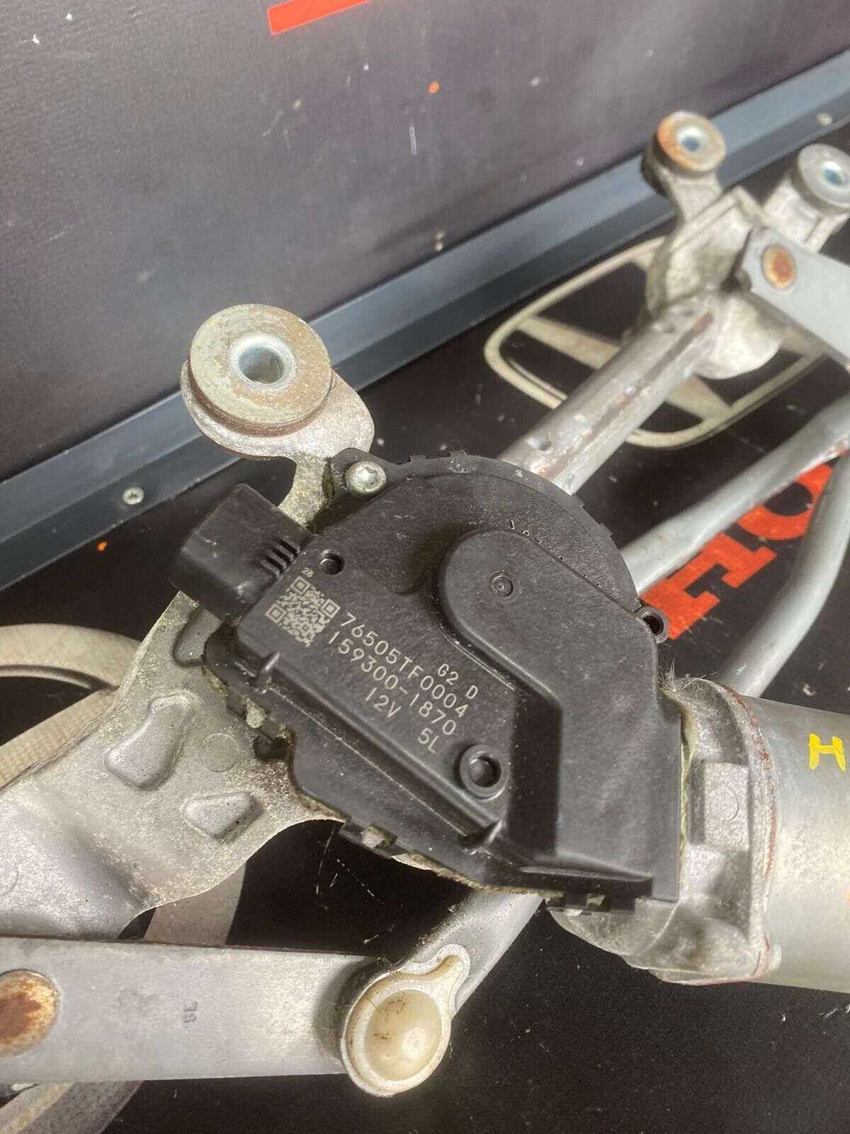 HONDA JAZZ 2009 WIPER MOTOR & LINKAGE