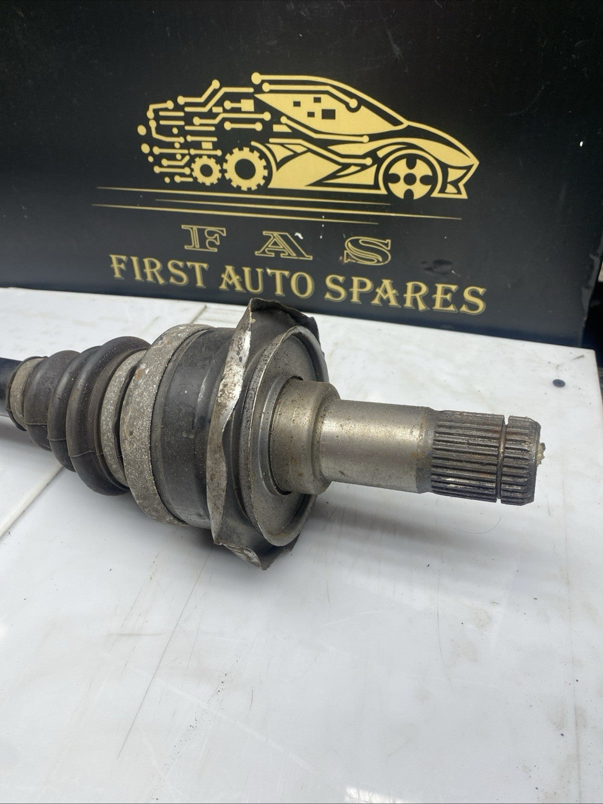 BMW 5 SERIES F10 F11 DRIVESHAFT REAR RIGHT DRIVER SIDE 3.0 DIESEL 7581018 2014