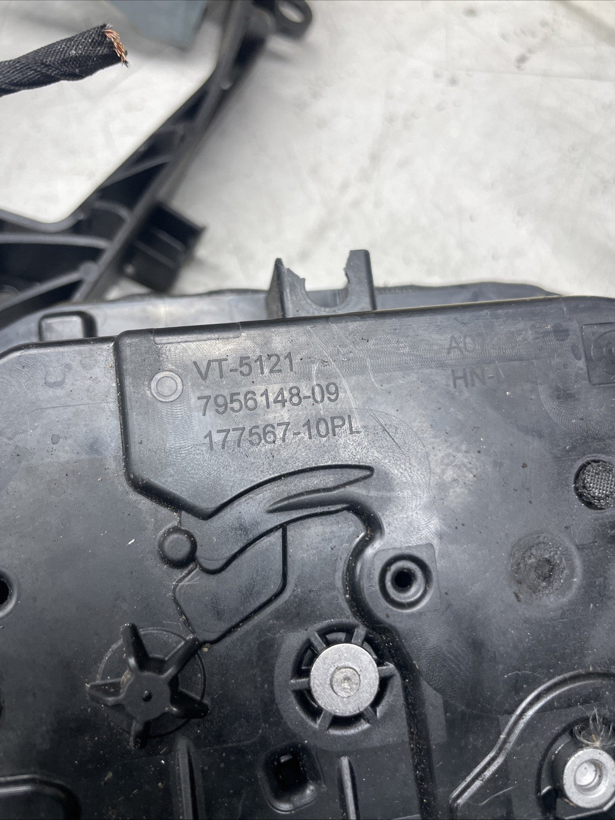 BMW 2 F44 SERIES RIGHT FRONT DOOR LOCK 7956148  2023