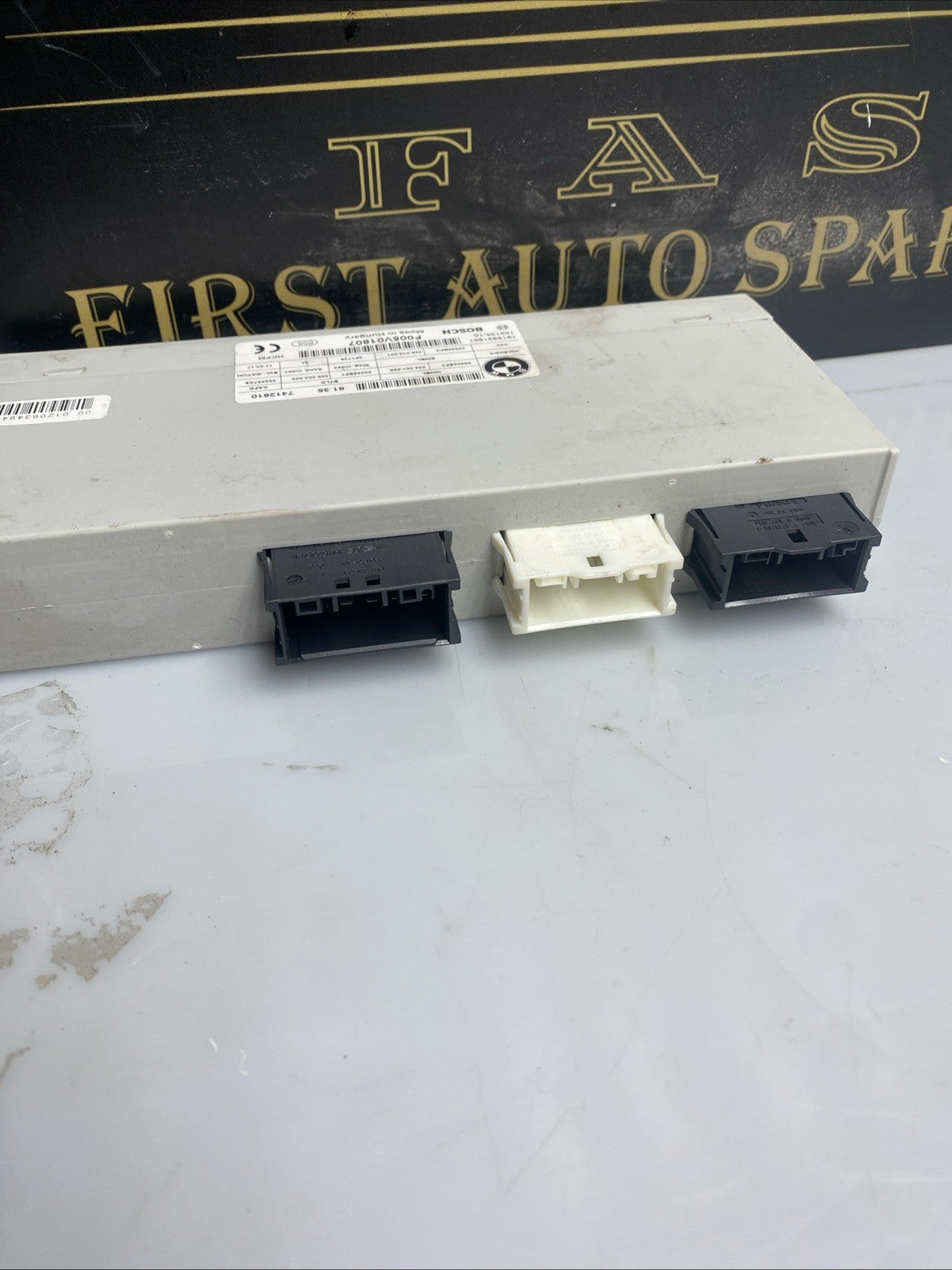 GENUINE BMW 5 SERIES F11 2011-2017 CONTROL MODULE UNIT 7365898 102135-10