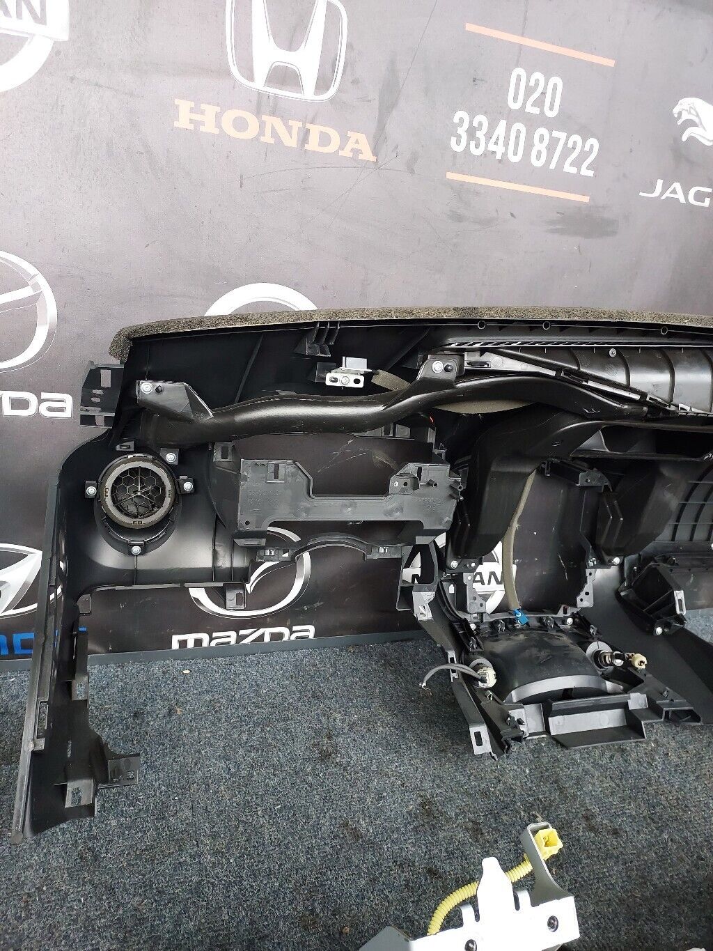 NISSAN JUKE DASHBOARD SEATBELT & AIRBAG COMPLETE 2014