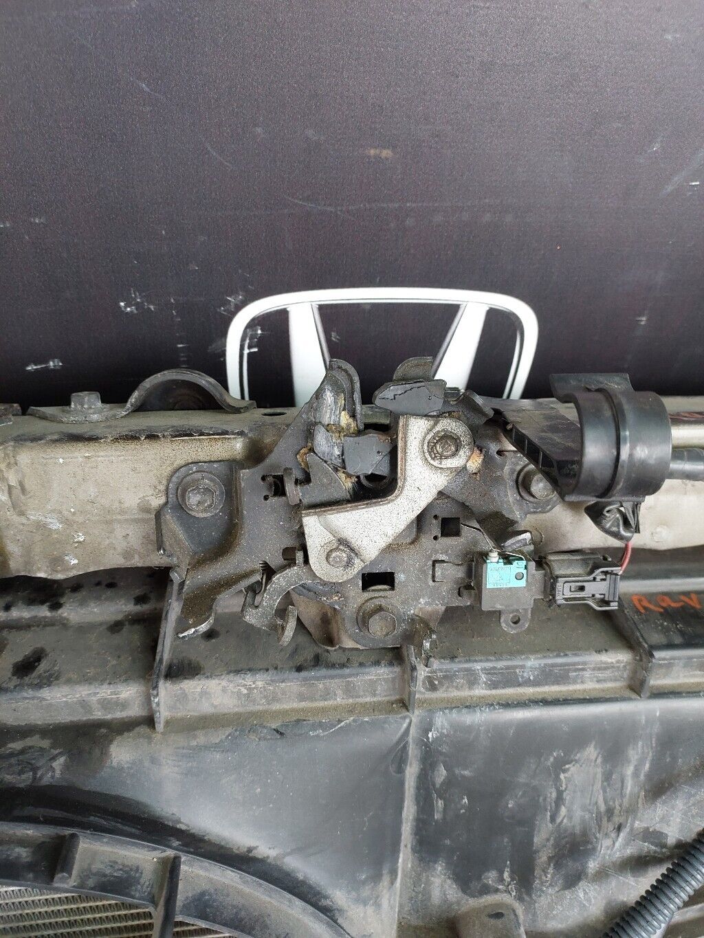 TOYOTA RAV 4 2008 DIESEL RAD PACK & UPPER SLAM PANEL
