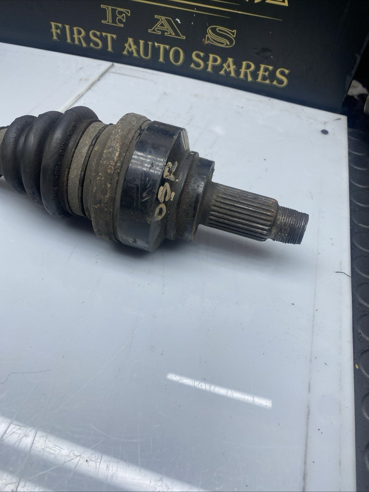 BMW 1 2 3 4 SERIES F20 F30 F32 DRIVERS RIGHT REAR N47 DIESEL DRIVESHAFT 7597682