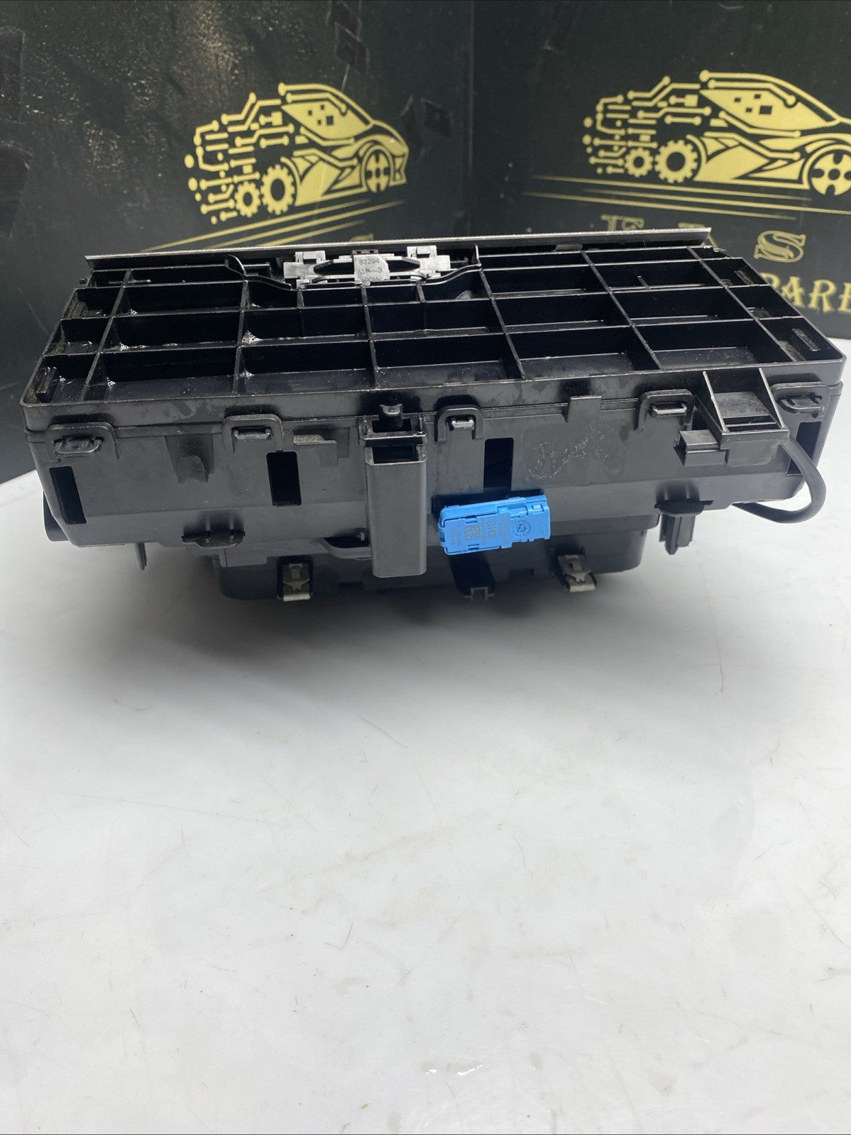 BMW SERIES 3 G20 G21 FRONT CENTRE CONSOLE ASHTRAY STORAGE COMPARTMENT 2019