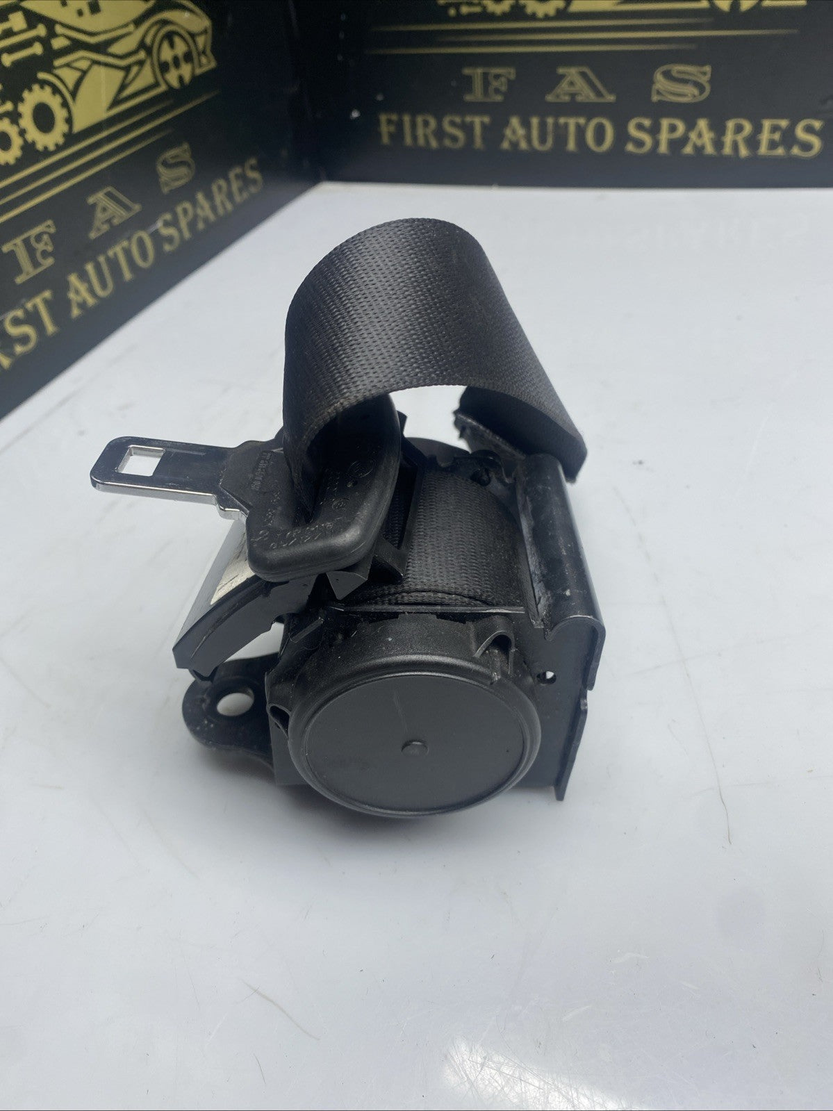 BMW 1 Series F20 F21 Left Rear Passenger Side Seat Belt S3724330902