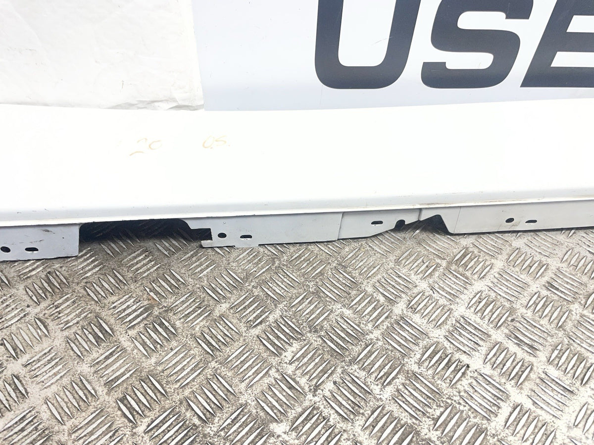 BMW Side Skirt Sill Cover F20 1 SERIES 5dr SE O/S Drivers Right 51777293553
