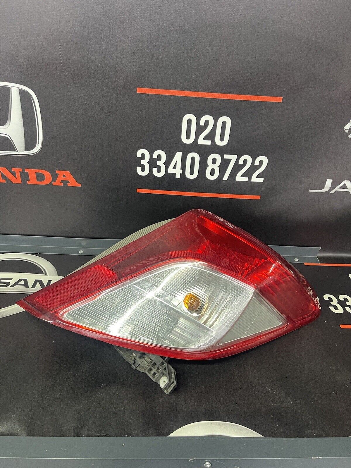 TOYOTA YARIS TAIL LIGHT DRIVER SIDE OFFSIDE RH 2012-13 5 DOOR HATCHBACK