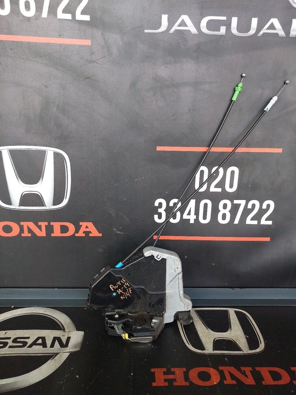 TOYOTA AURIS 14-19 N/S FRONT LEFT DOOR LOCK MECHANISM