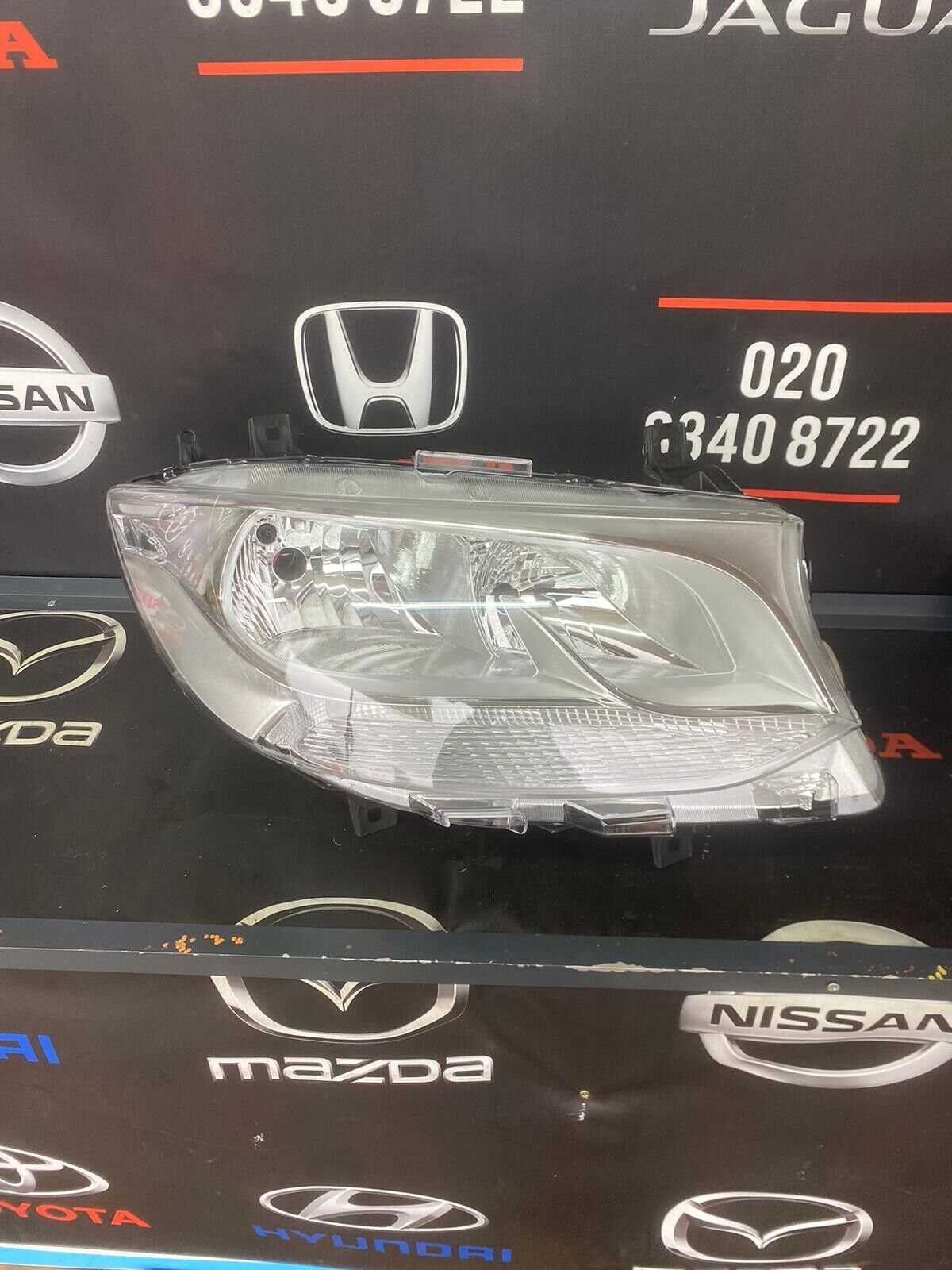 MERCEDES SPRINTER VAN 2020 O/S REAR RIGHT HEADLIGHT