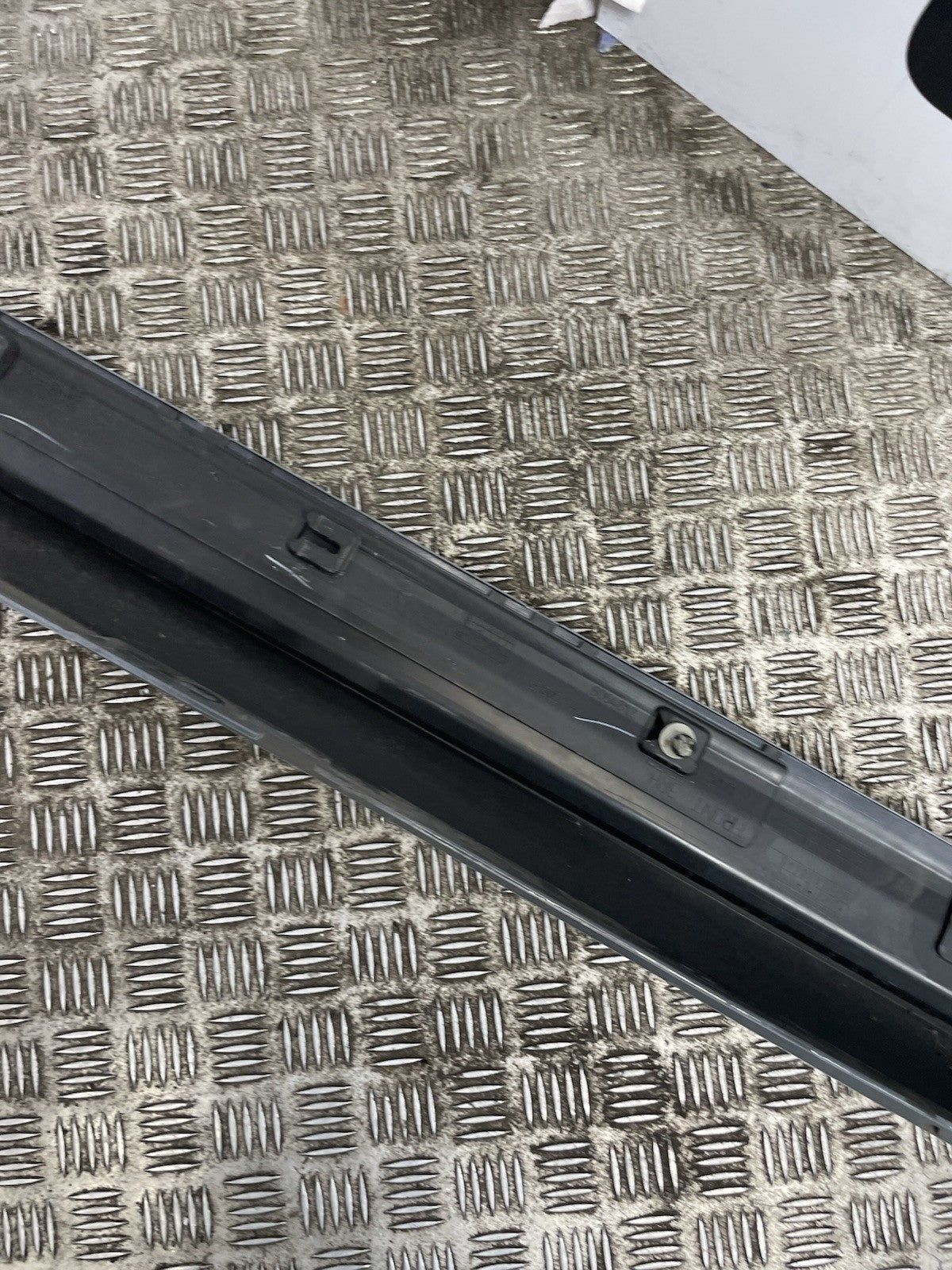 Bmw x3 side skirt passenger left 2017-2024 M sport 8064807