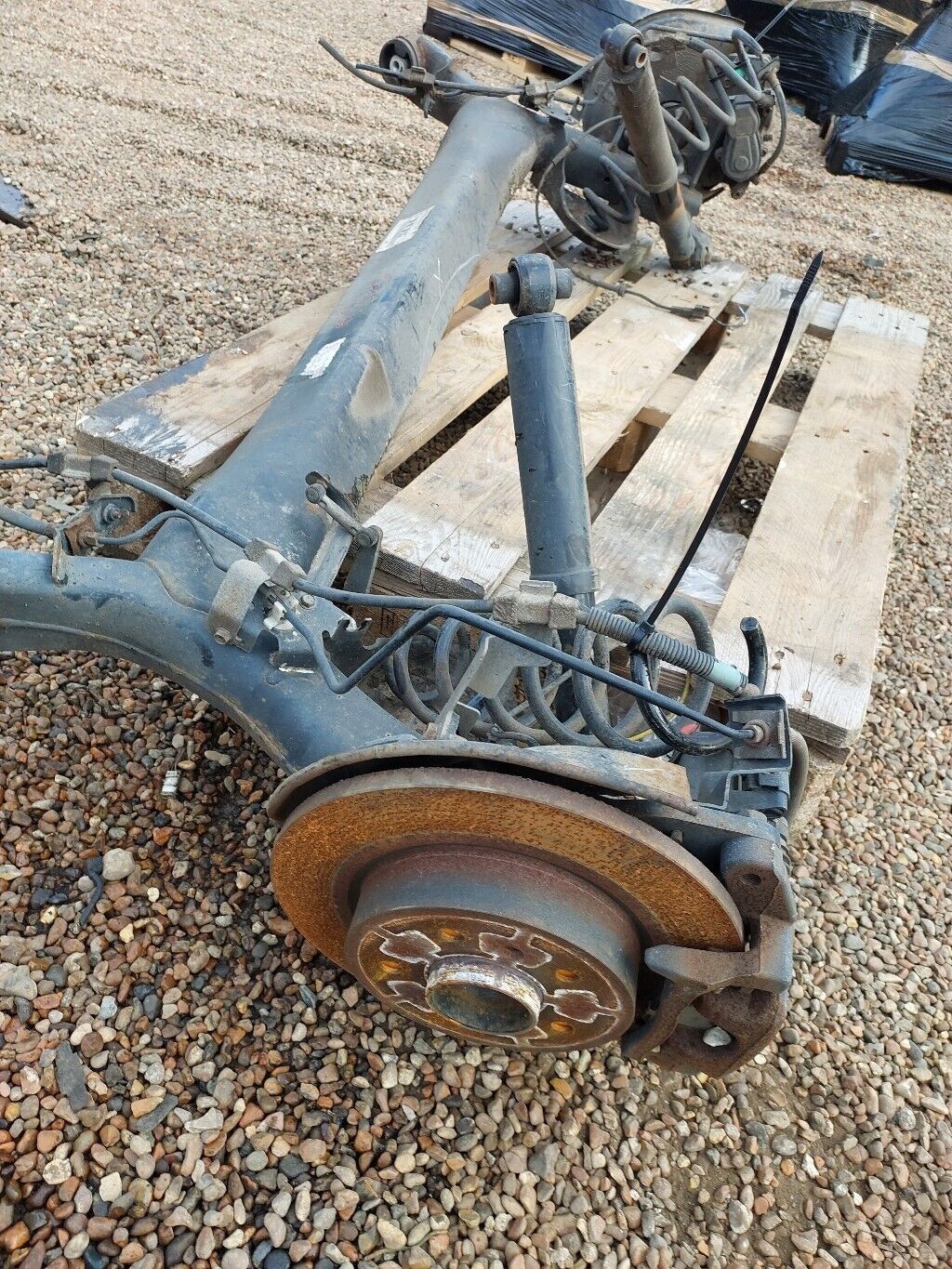 NISSAN QASHQAI J11 2019 COMPLETE REAR AXLE