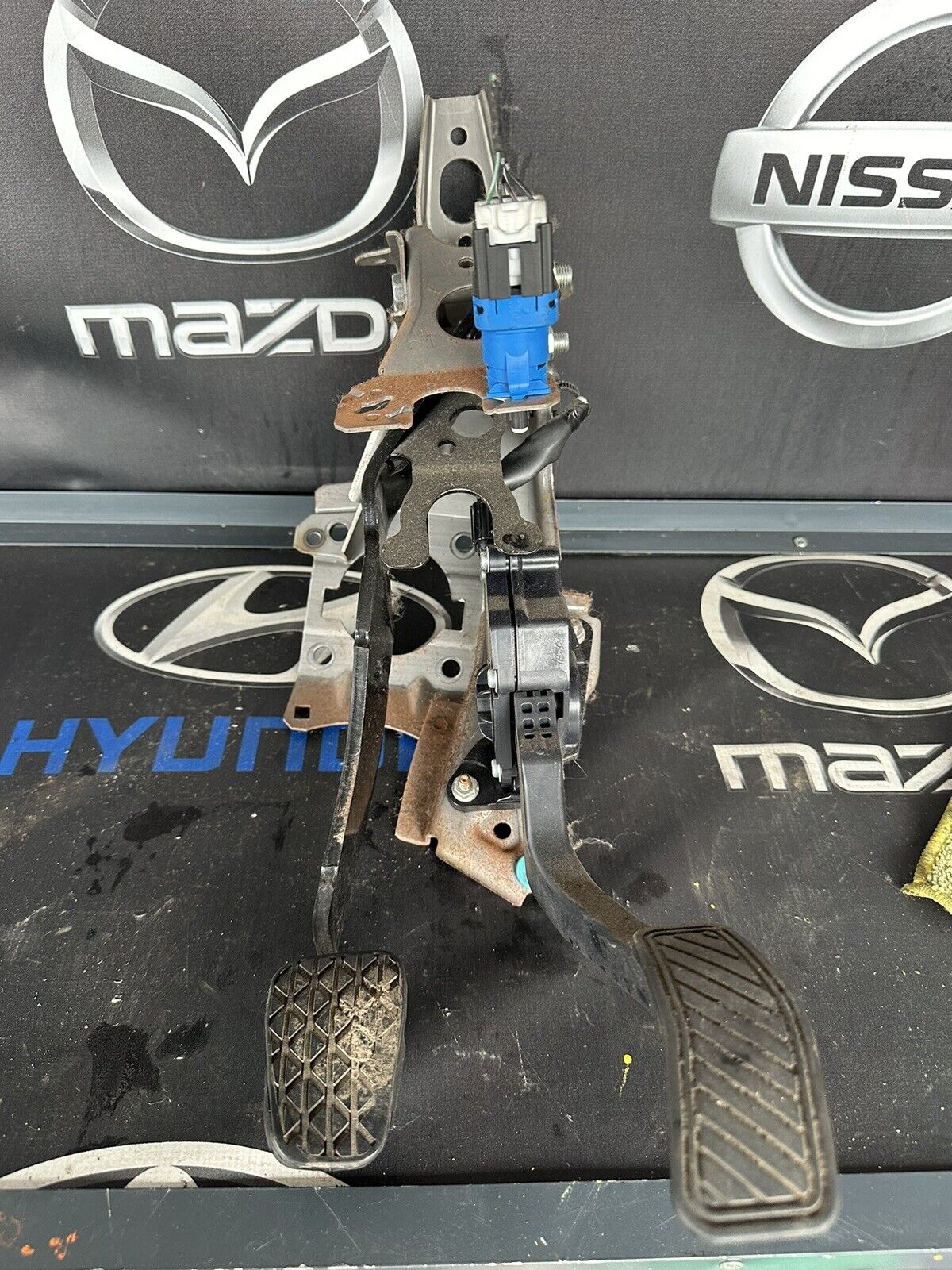Mazda 2 Accelerator Throttle Brake Pedal K4238-7400