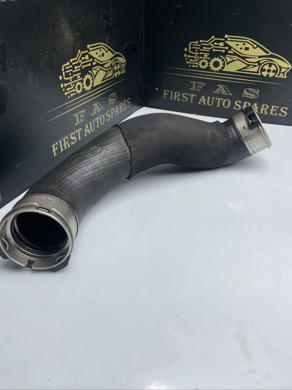 BMW Intercooler Charge Air Hose B37B B47D 1 2 Series F40 F44 F45 F46  4753651