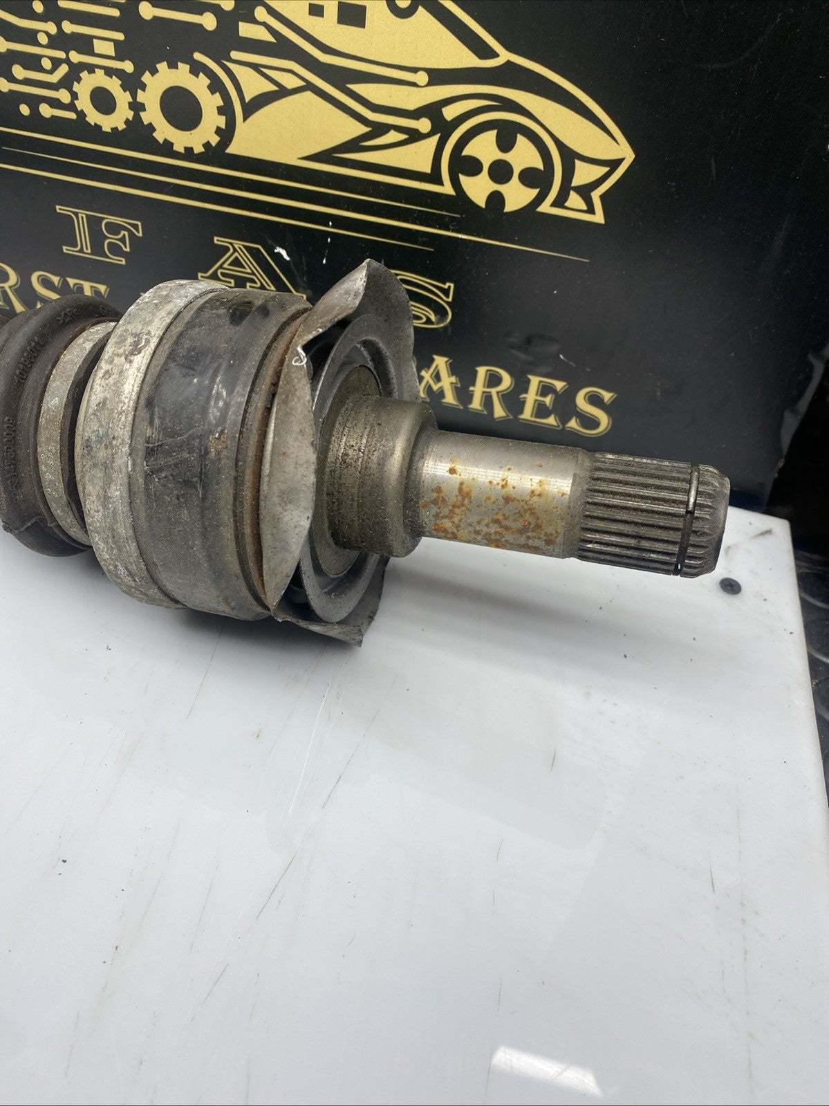 BMW 5 SERIES F10 F11 REAR RIGHT DRIVER SIDE DRIVESHAFT OUTPUT SHAFT 7614290