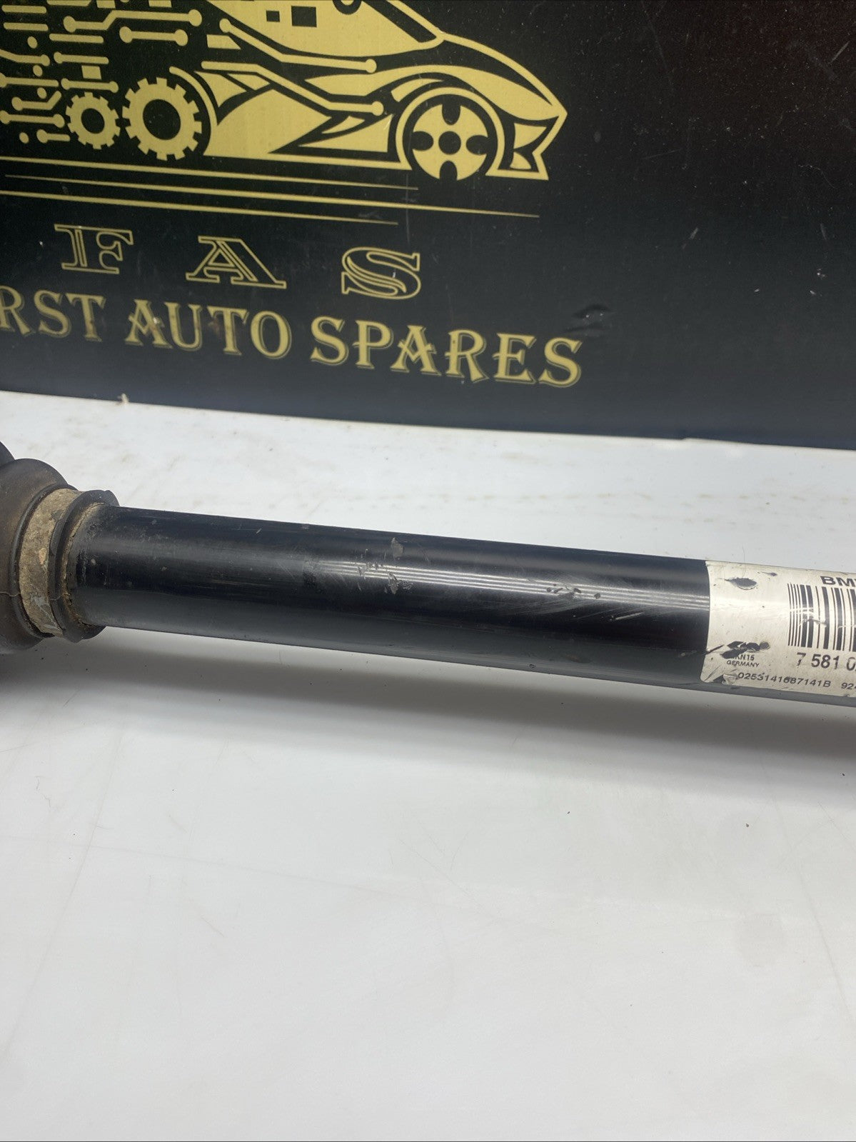 REAR LEFT PASSENGER SIDE DRIVESHAFT 7581021 BMW 5 SERIES F10 F11 2012