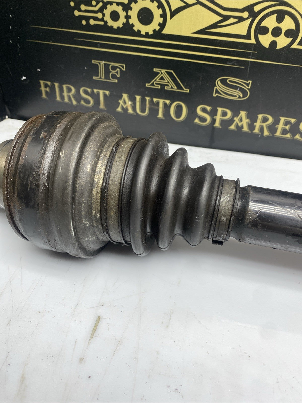 BMW 1 SERIES F20/F21 2019 LEFT REAR DRIVESHAFT 3.0L PETROL 33207597685