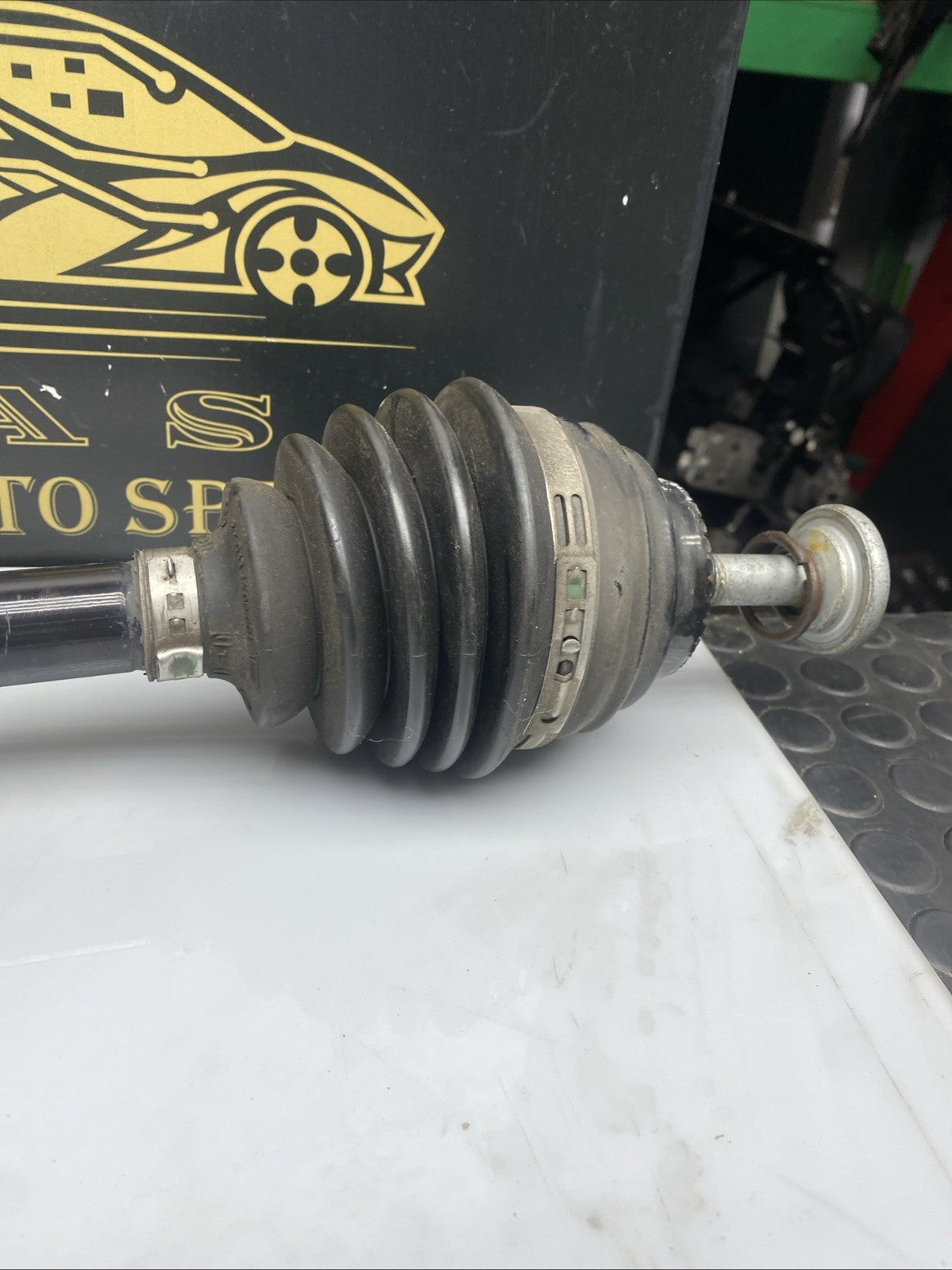BMW 4 SERIES F32 2015 DRIVESHAFT FRONT RIGHT DRIVER SIDE 7597694 2.0 PETROL