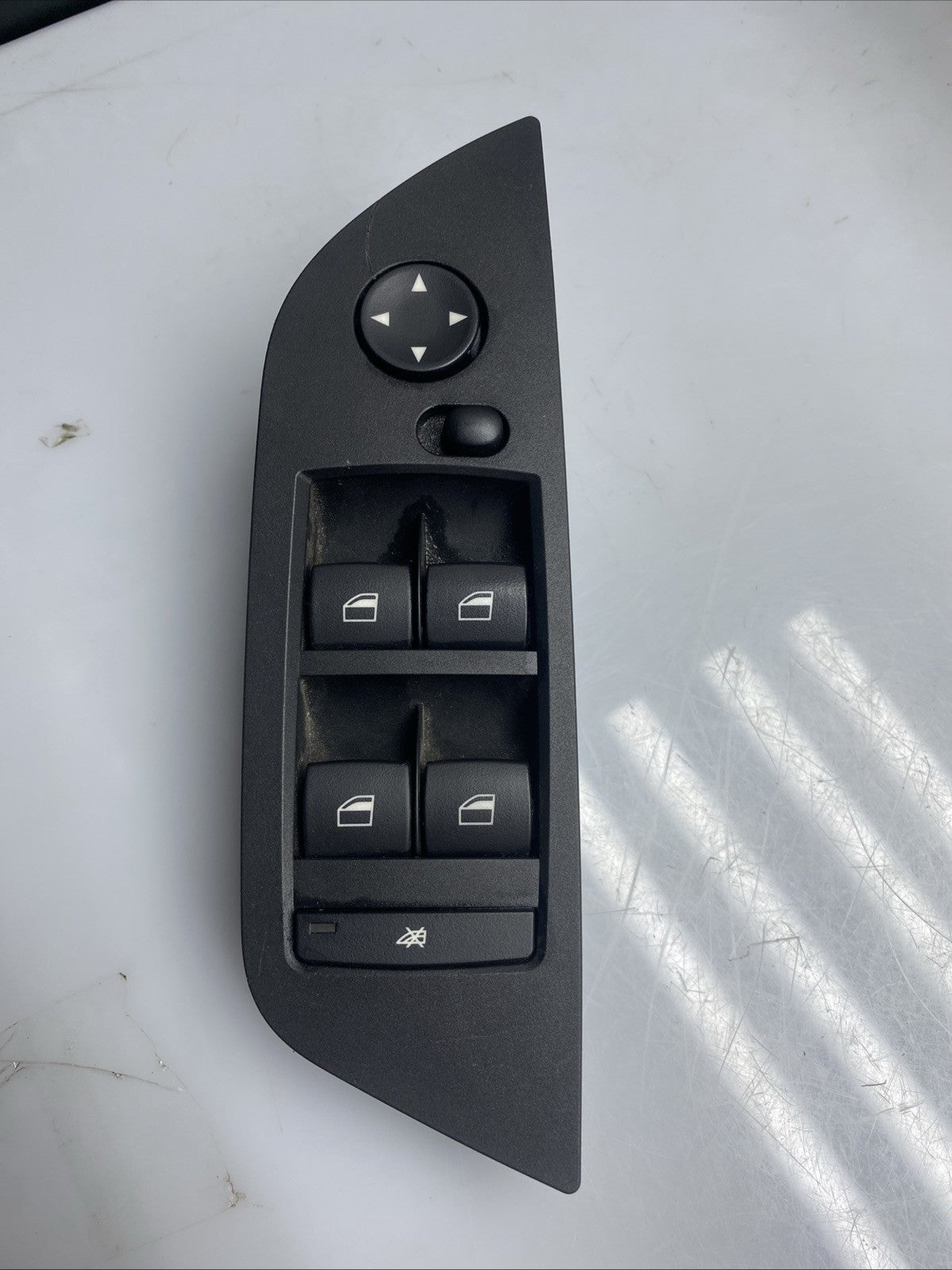 2009-2015 BMW X1 E84 FRONT RIGHT ELECTRIC WINDOW SWITCH 9216047-03 SEE DESC