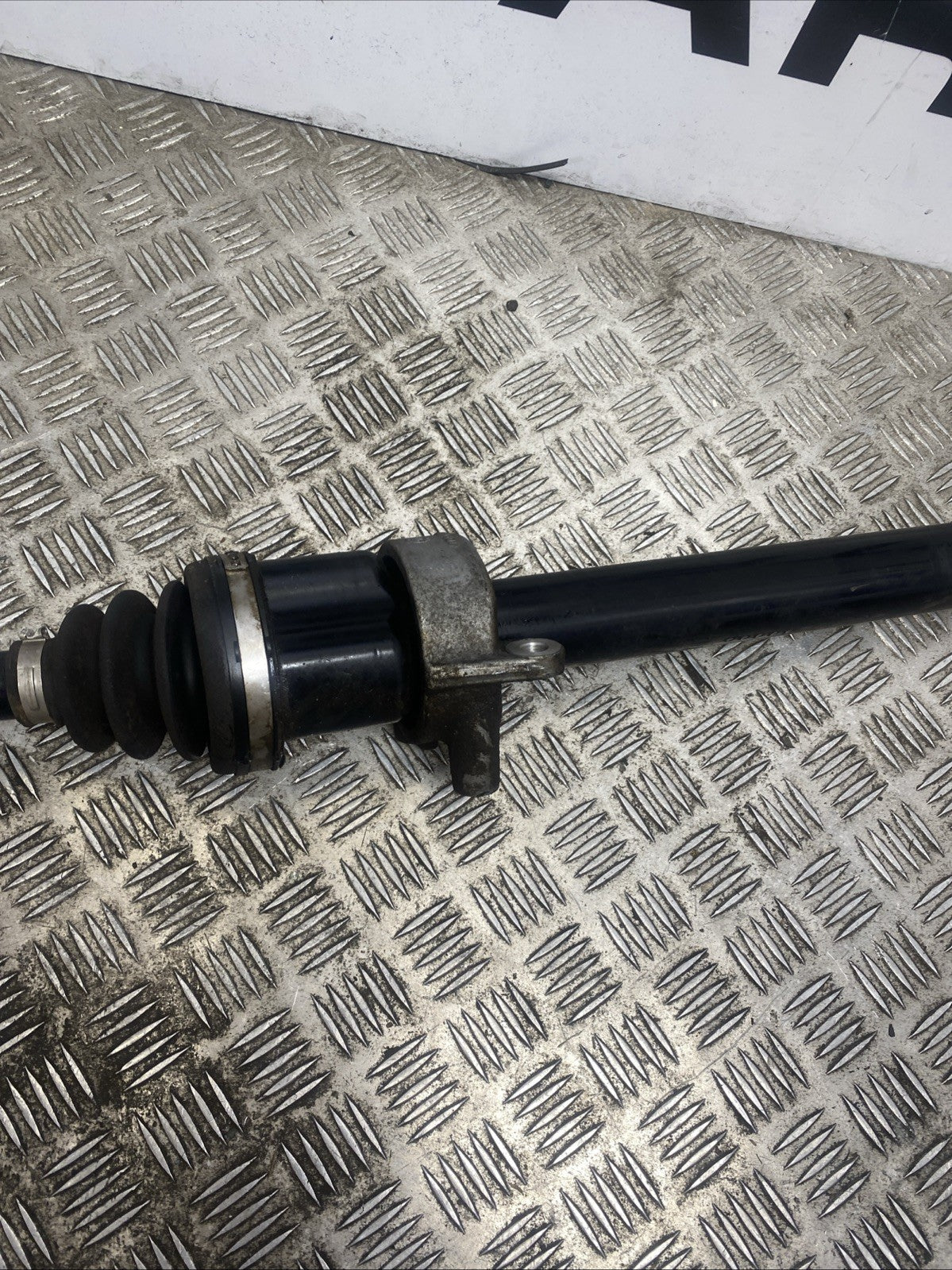 BMW 2 SERIES F45 F46 DRIVESHAFT RIGHT 1.5 PETROL MANUAL 8643364  2015-2023