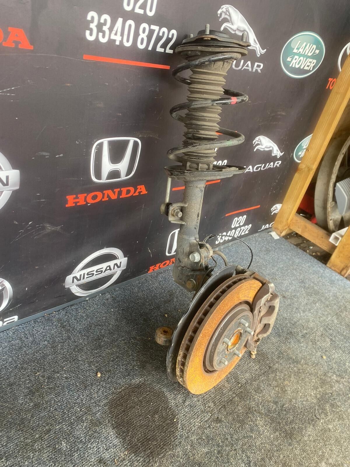TOYOTA RAV 4 2022 HYBRID O/S RIGHT SUSPENSION LEG COMPLETE