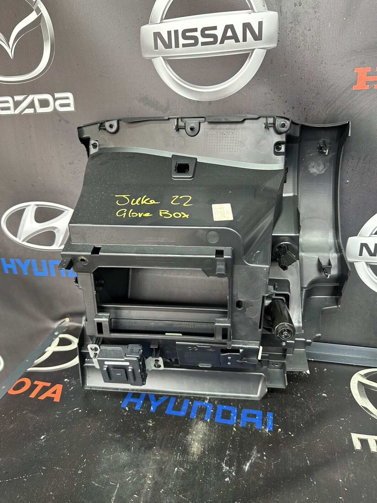 Nissan Juke Dashboard Glove Box 2020 SUV 4/5dr 68520-6PA0A (19-23) DIG-T 117