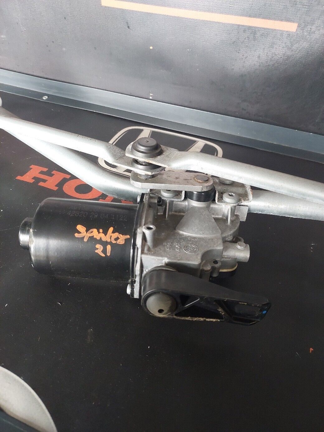 MERCEDES SPRINTER 2021 WIPER MOTOR & LINKAGE