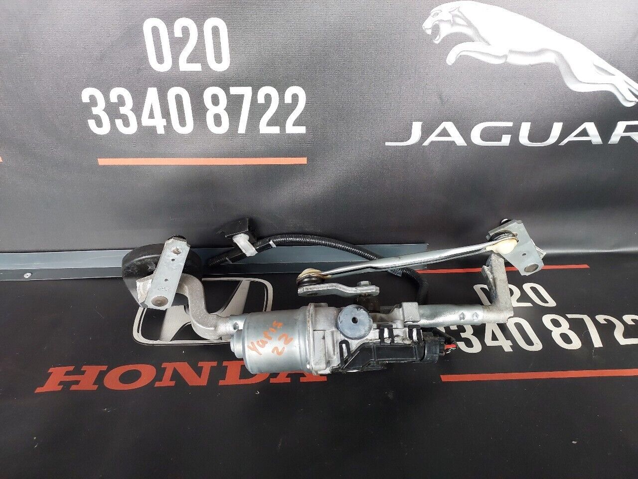 TOYOTA YARIS WIPER MOTOR & LINKAGE 2022